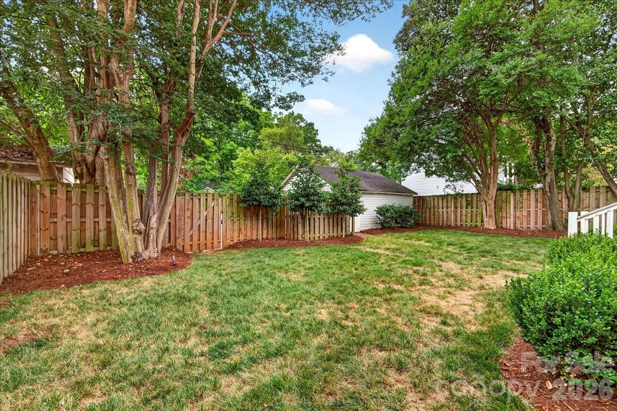 2121 Charlotte Drive — Charlotte