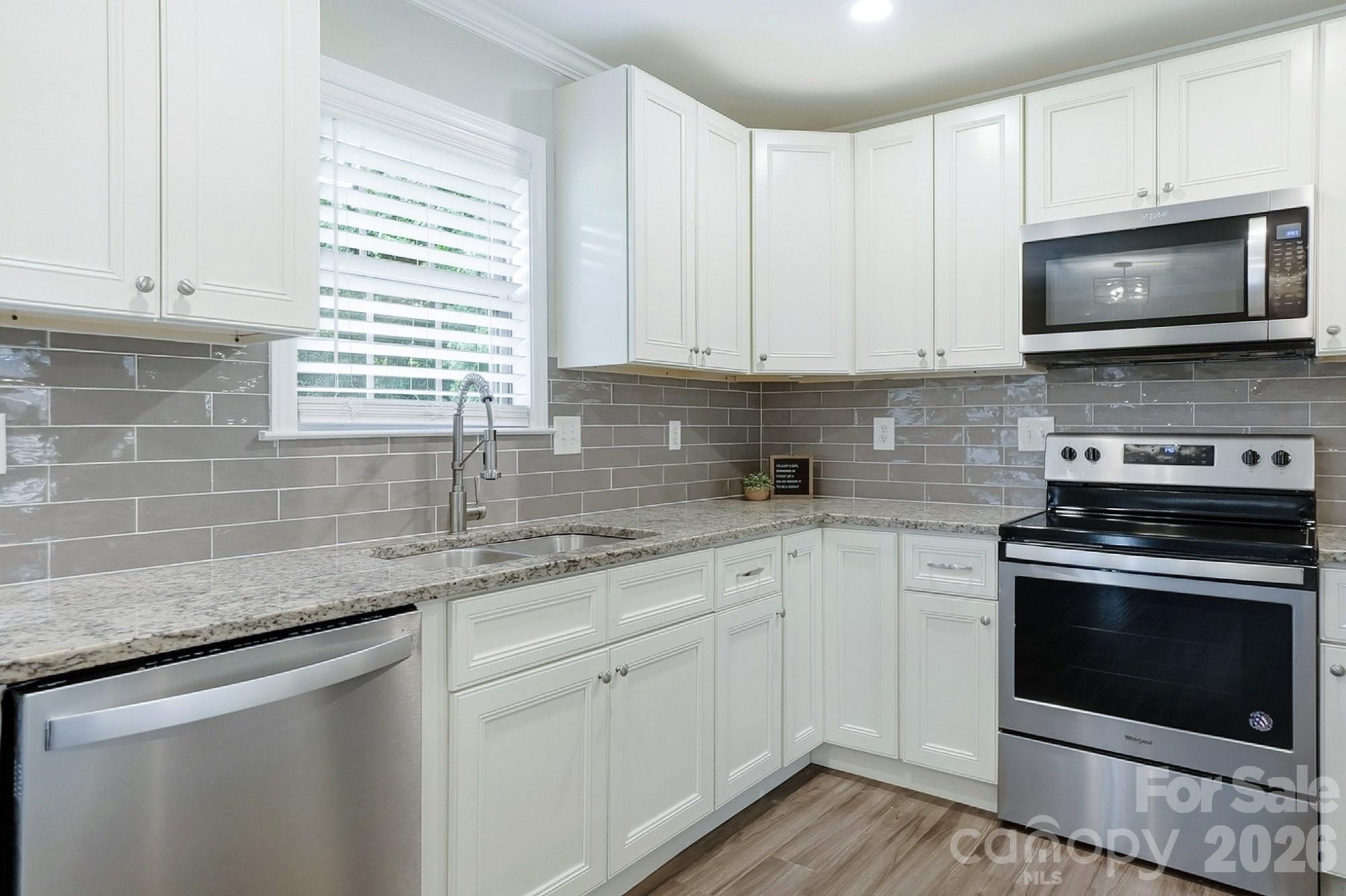 4400 Strangford Avenue — Charlotte