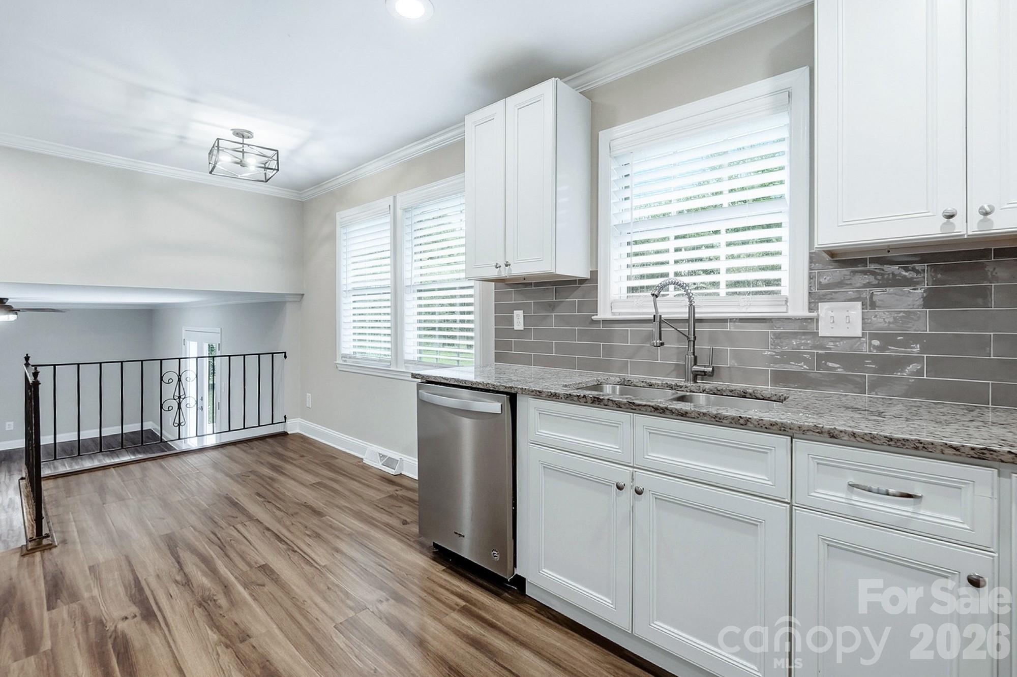 4400 Strangford Avenue — Charlotte