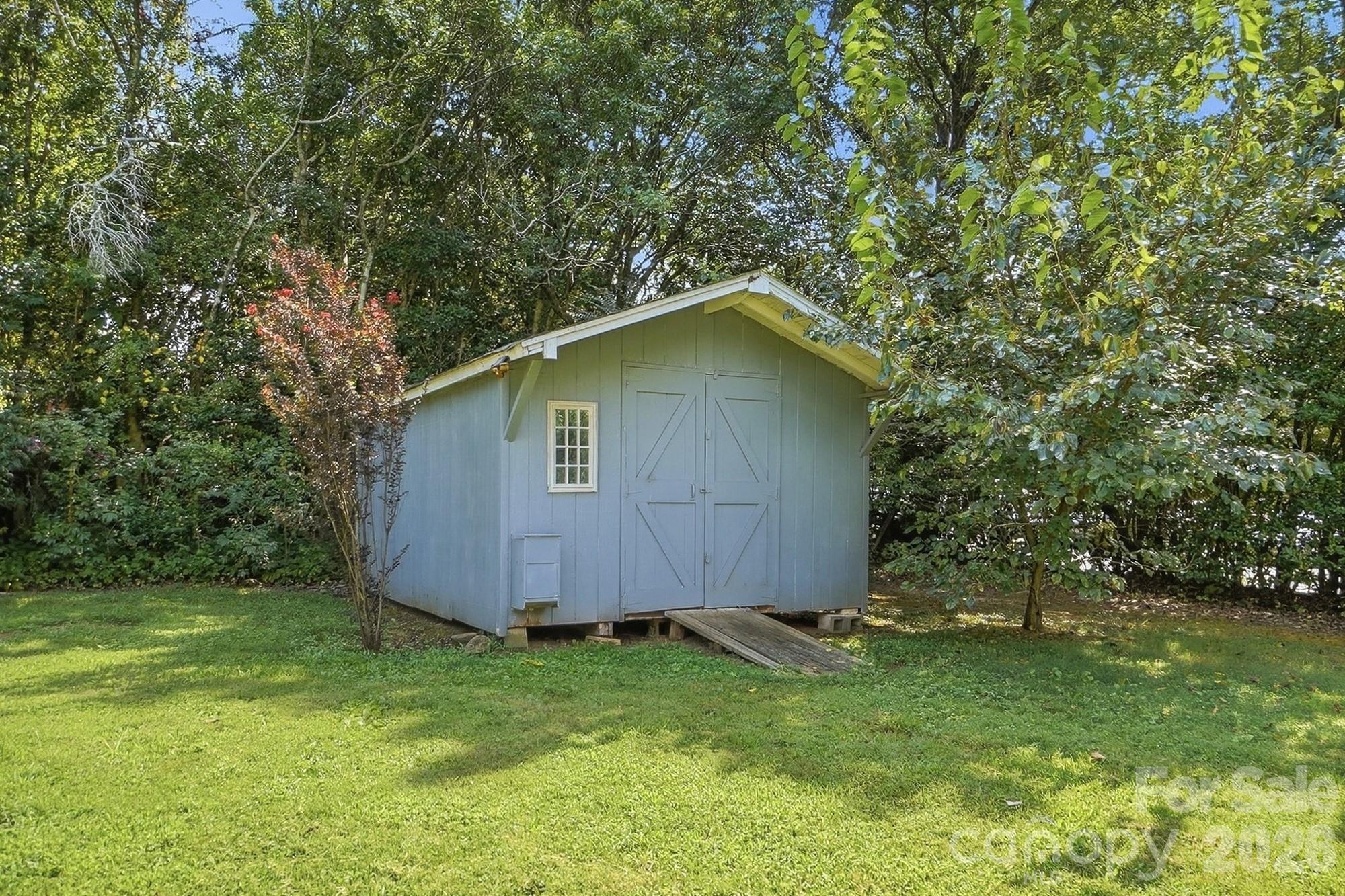 4400 Strangford Avenue — Charlotte