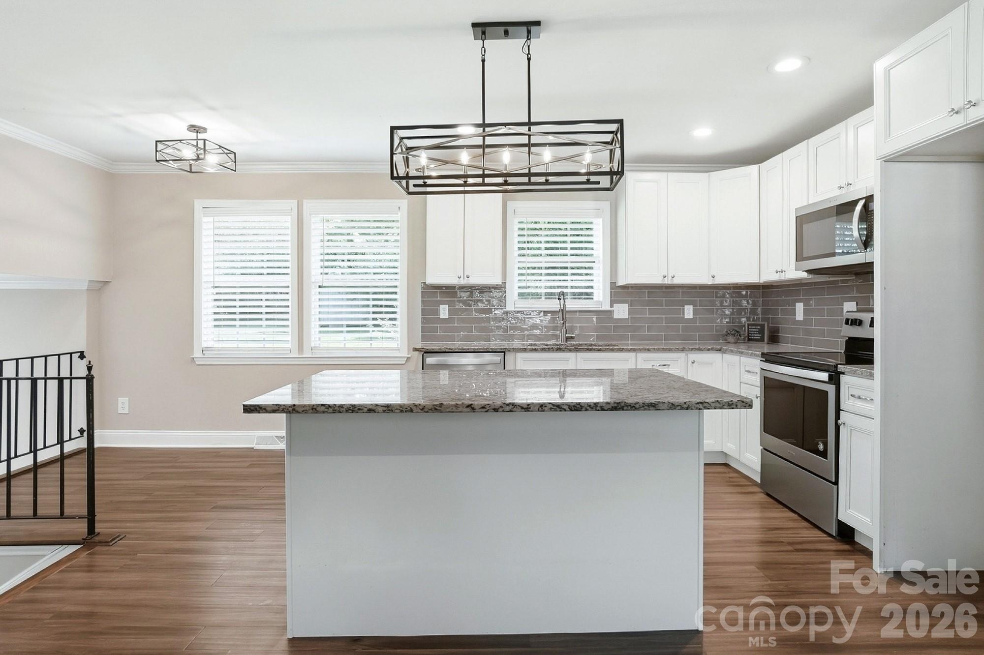 4400 Strangford Avenue — Charlotte
