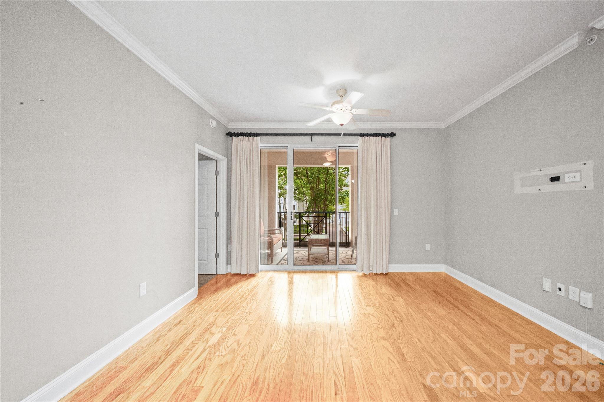 300 W 5th Street — Charlotte