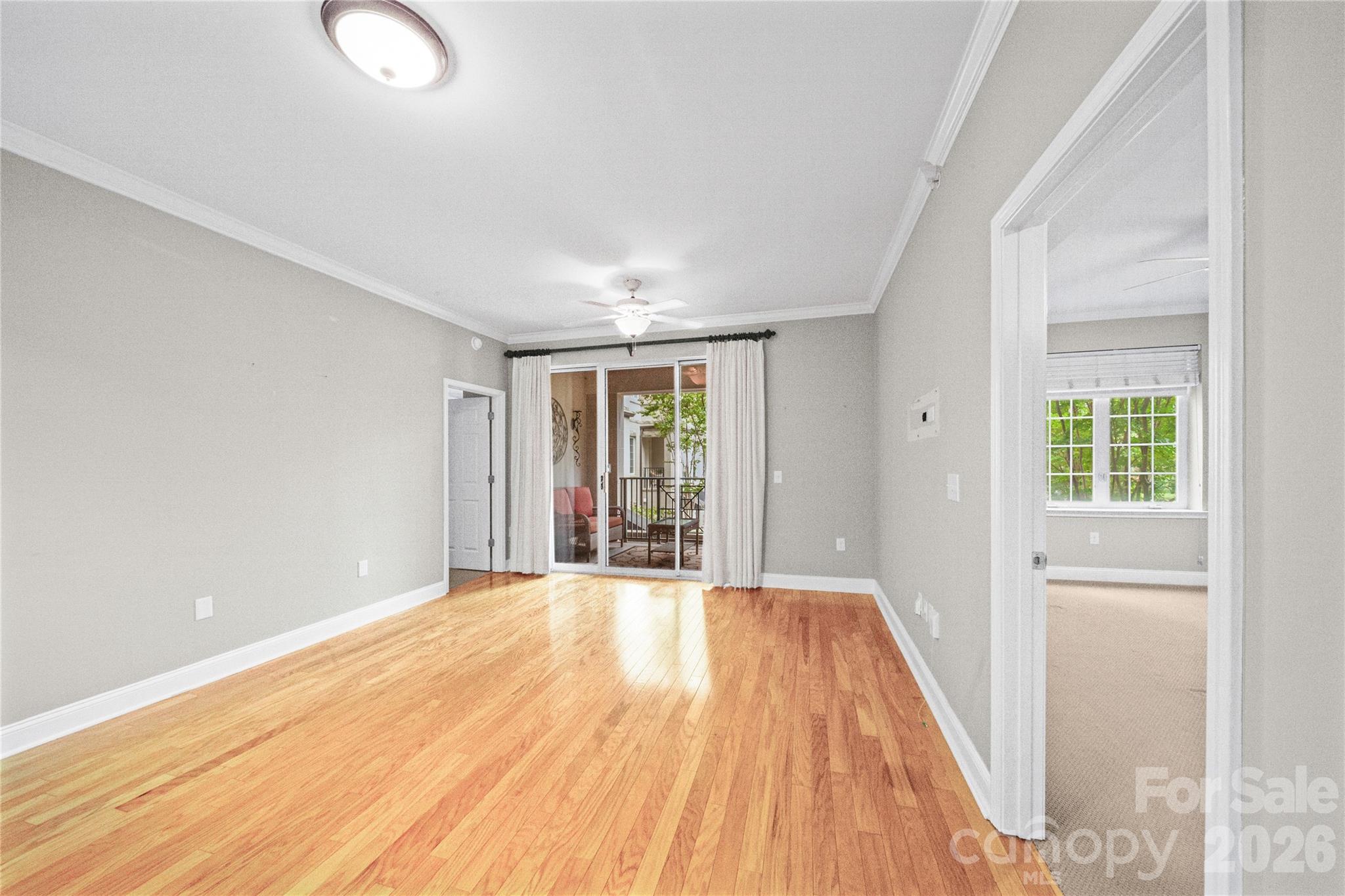 300 W 5th Street — Charlotte