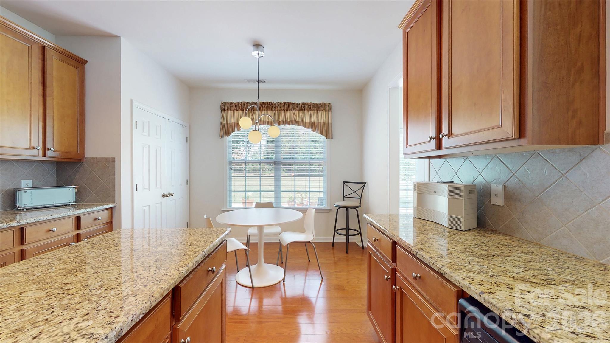6005 Lillyshire Place #167 — Charlotte