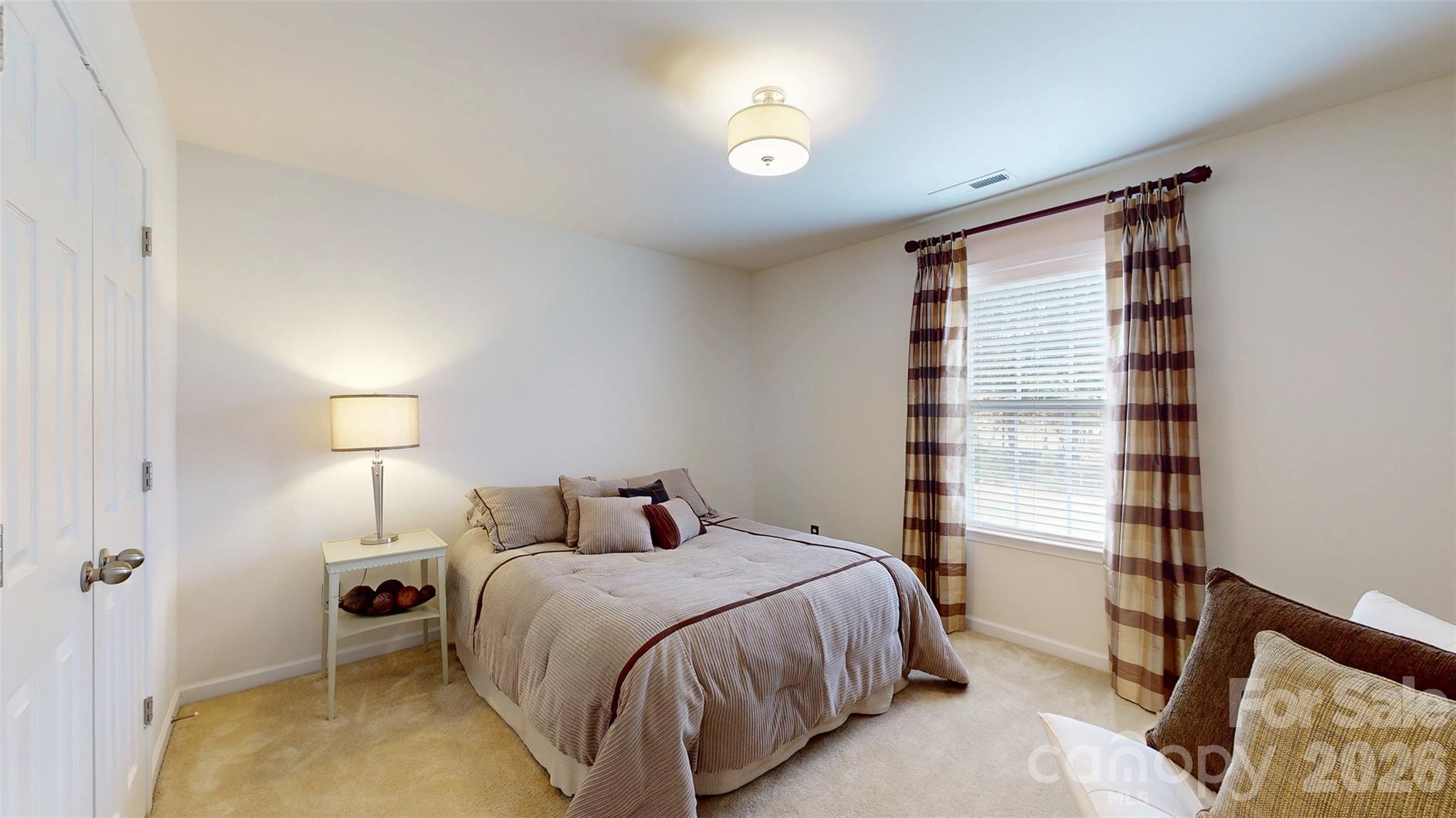 6005 Lillyshire Place #167 — Charlotte