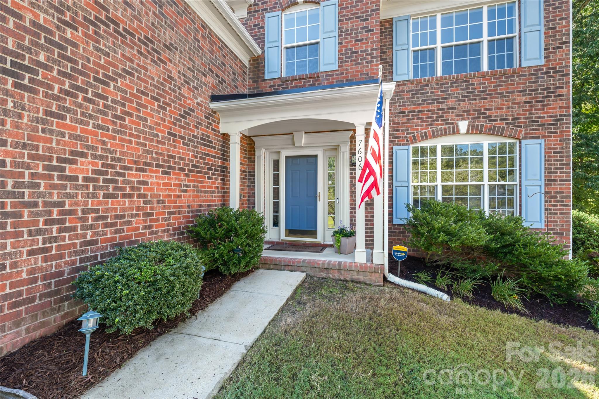 7606 Dinniston Drive — Huntersville
