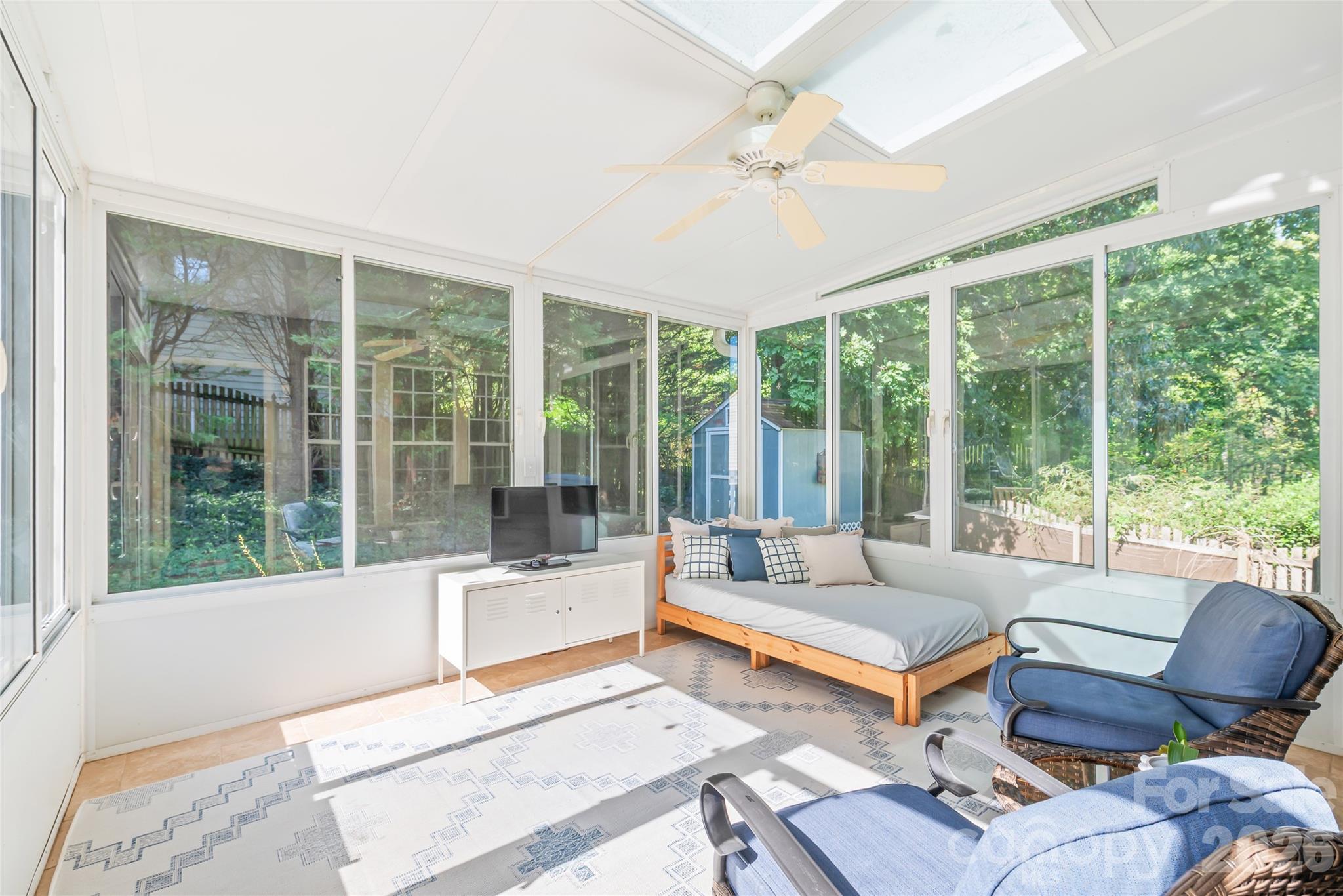 7606 Dinniston Drive — Huntersville