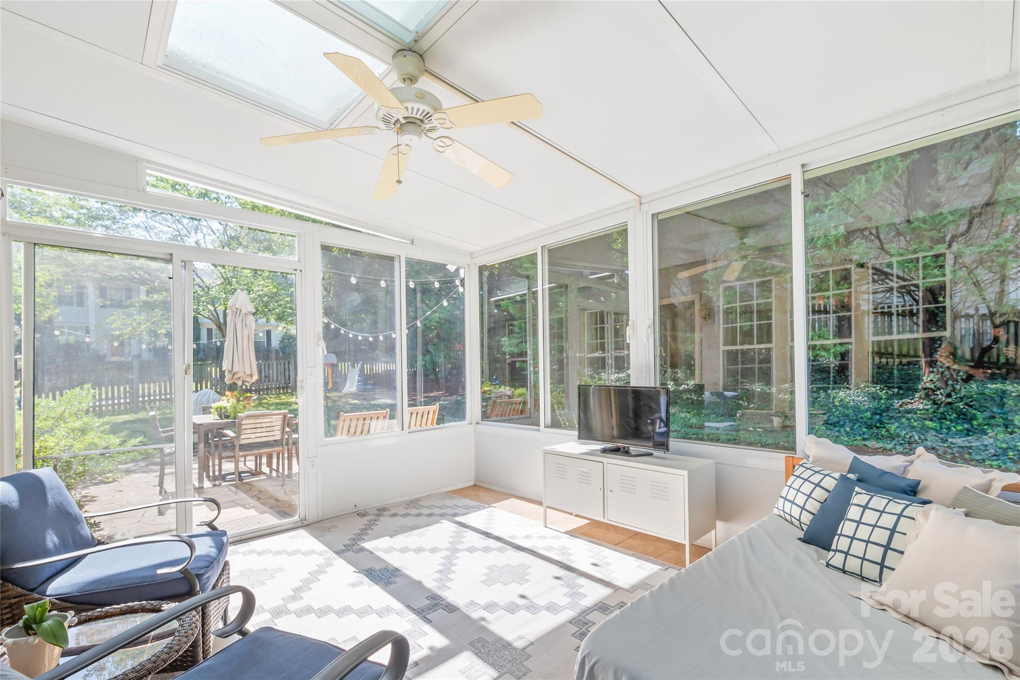 7606 Dinniston Drive — Huntersville
