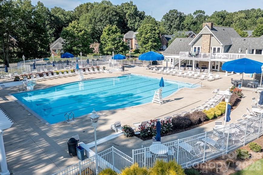 7606 Dinniston Drive — Huntersville