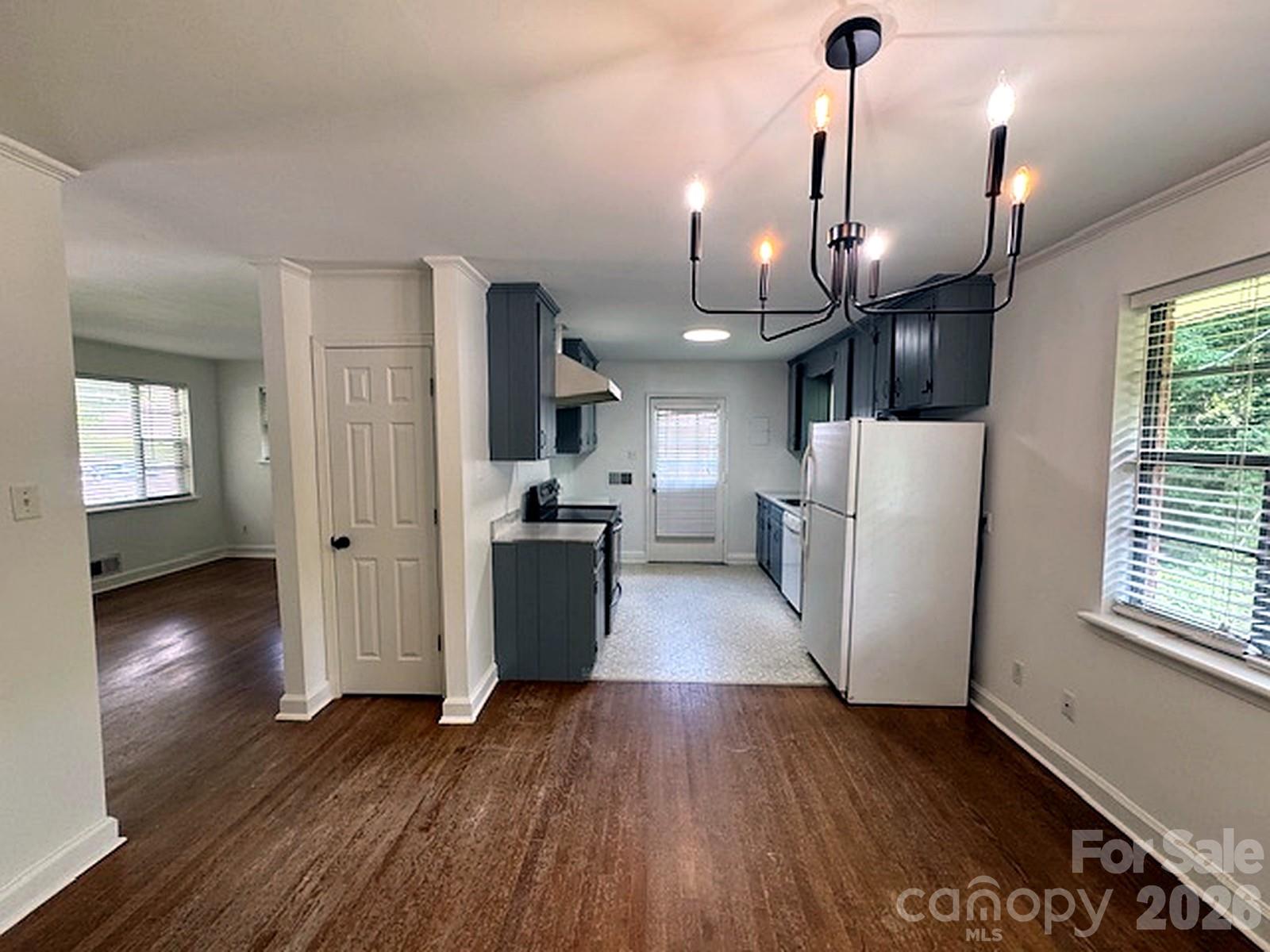710 Manhasset Road — Charlotte