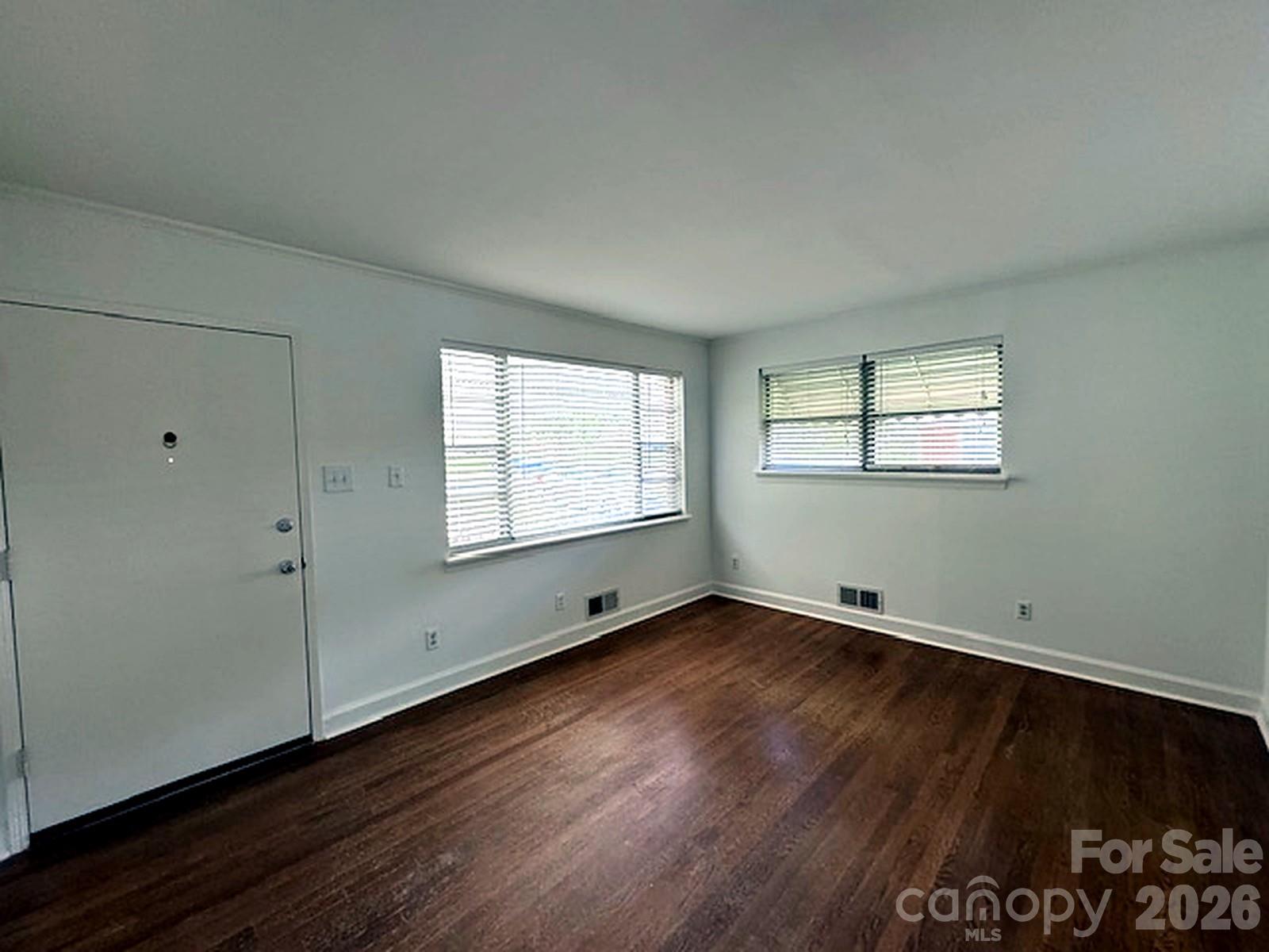710 Manhasset Road — Charlotte