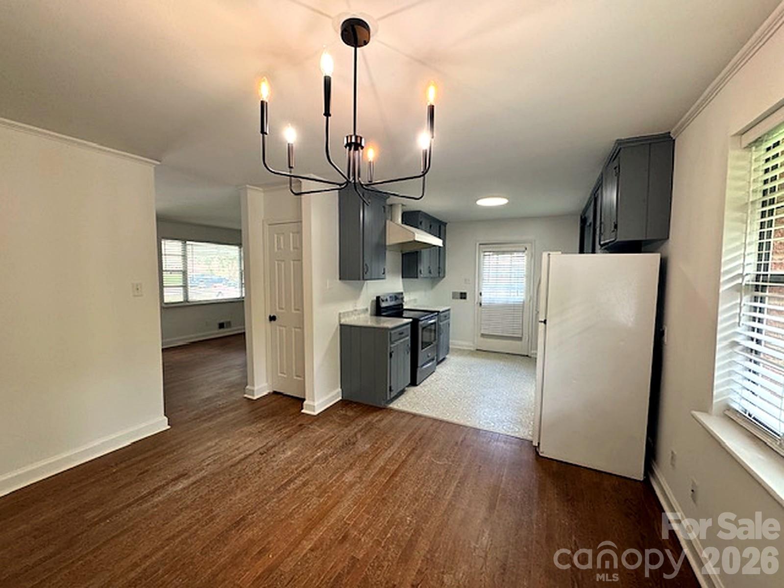 710 Manhasset Road — Charlotte