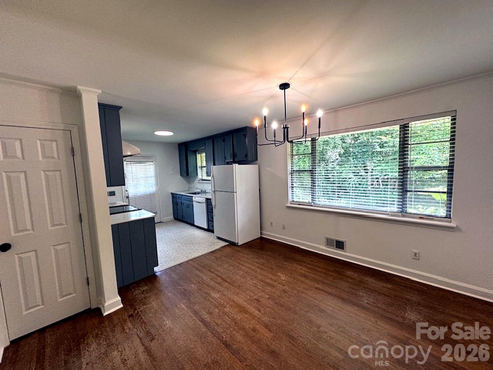 710 Manhasset Road — Charlotte