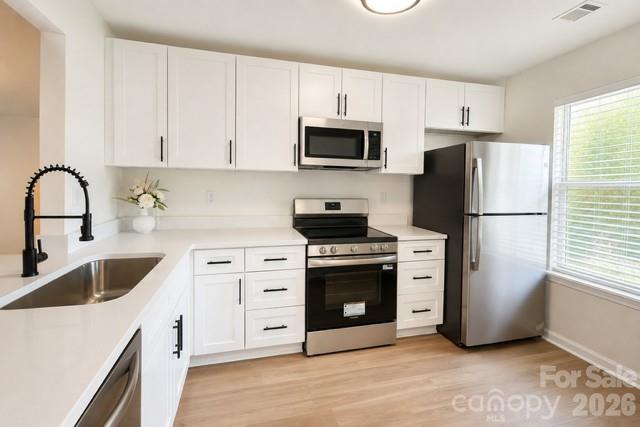 8275 Golf Ridge Drive — Charlotte