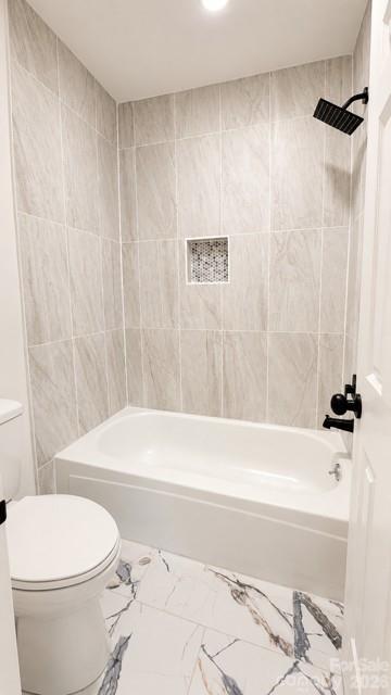 8275 Golf Ridge Drive — Charlotte