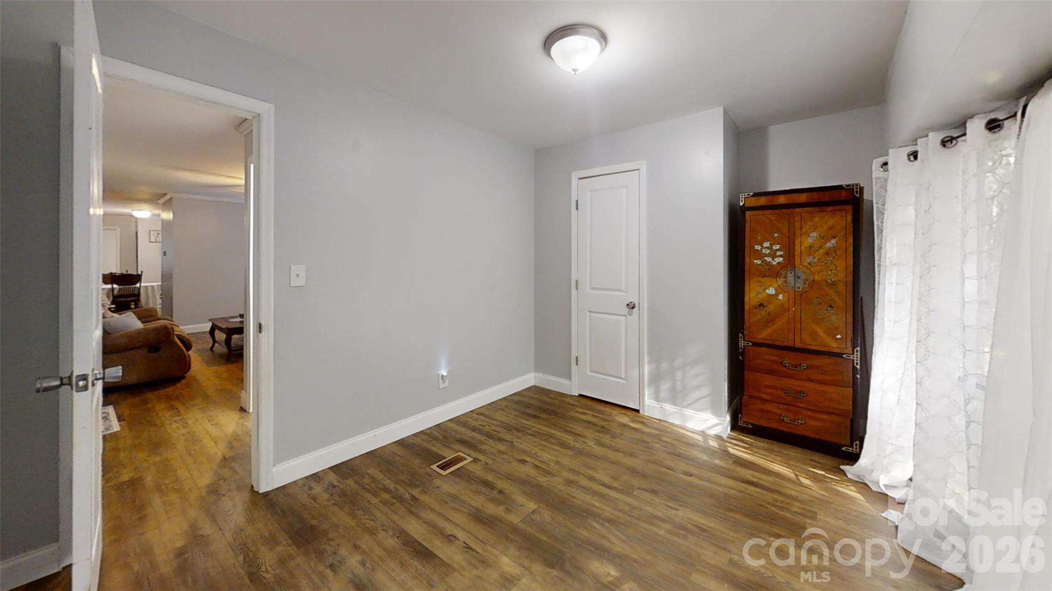 6676 Lineberger Road — Denver
