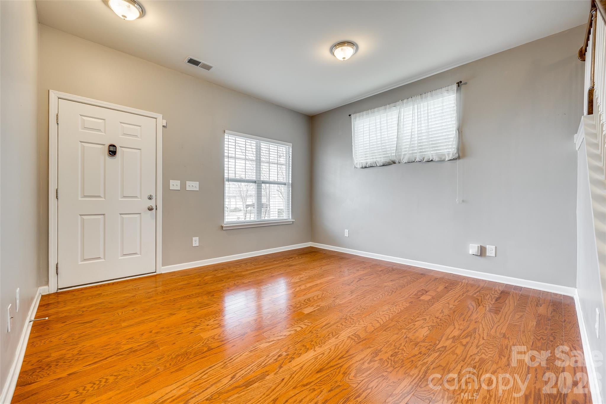 13815 Singleleaf Lane — Charlotte
