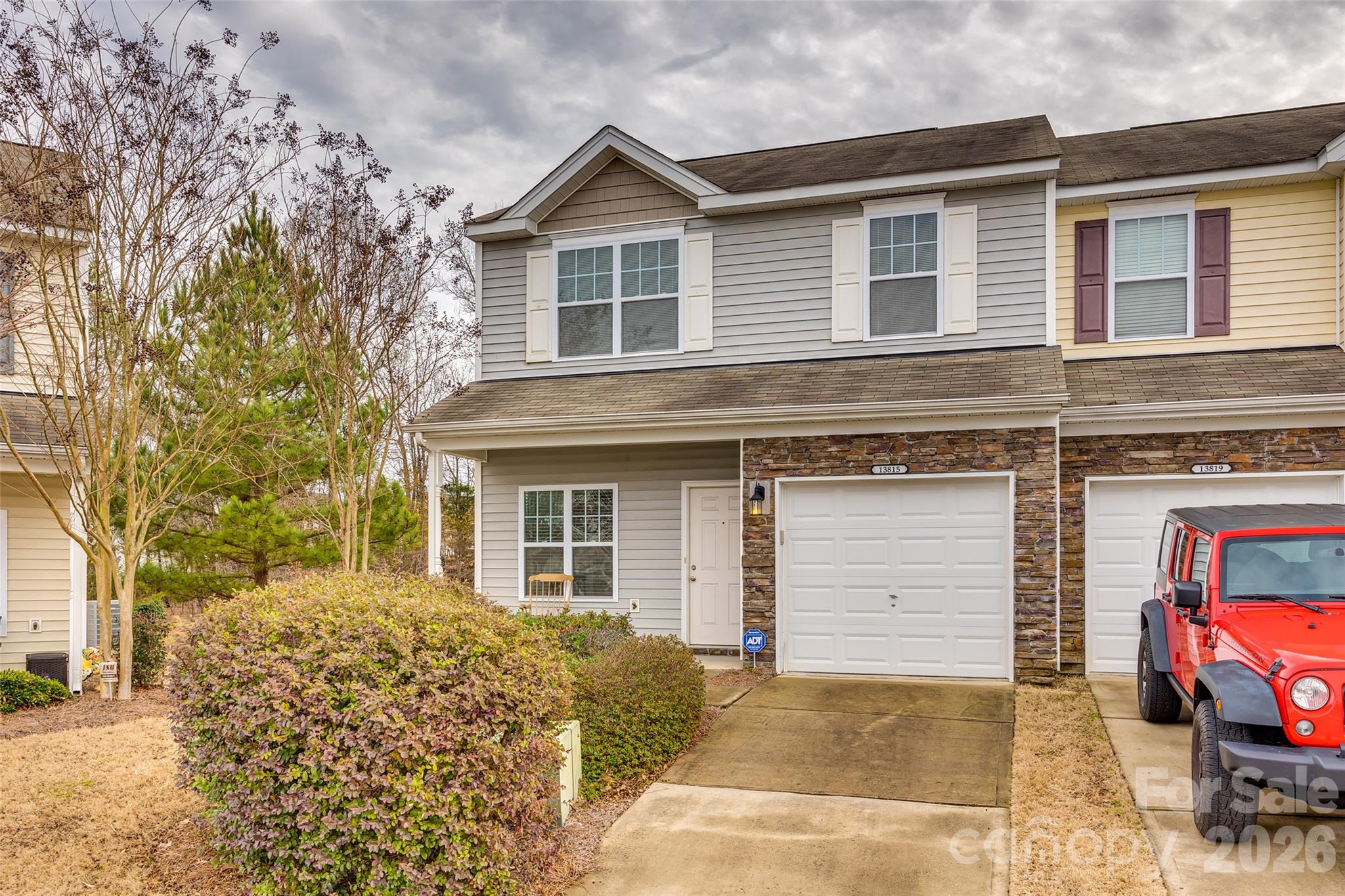 13815 Singleleaf Lane — Charlotte