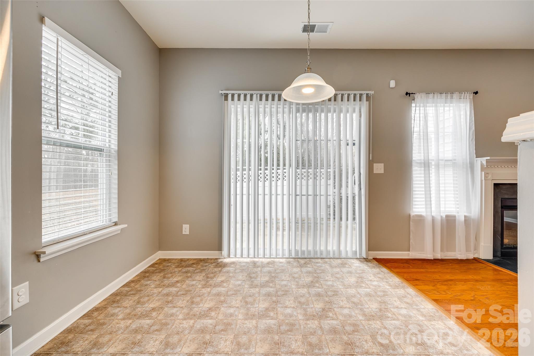 13815 Singleleaf Lane — Charlotte