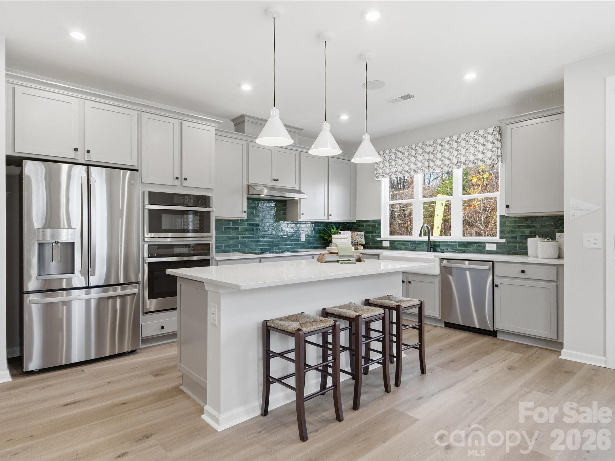 8300 Discovery Lane — Charlotte
