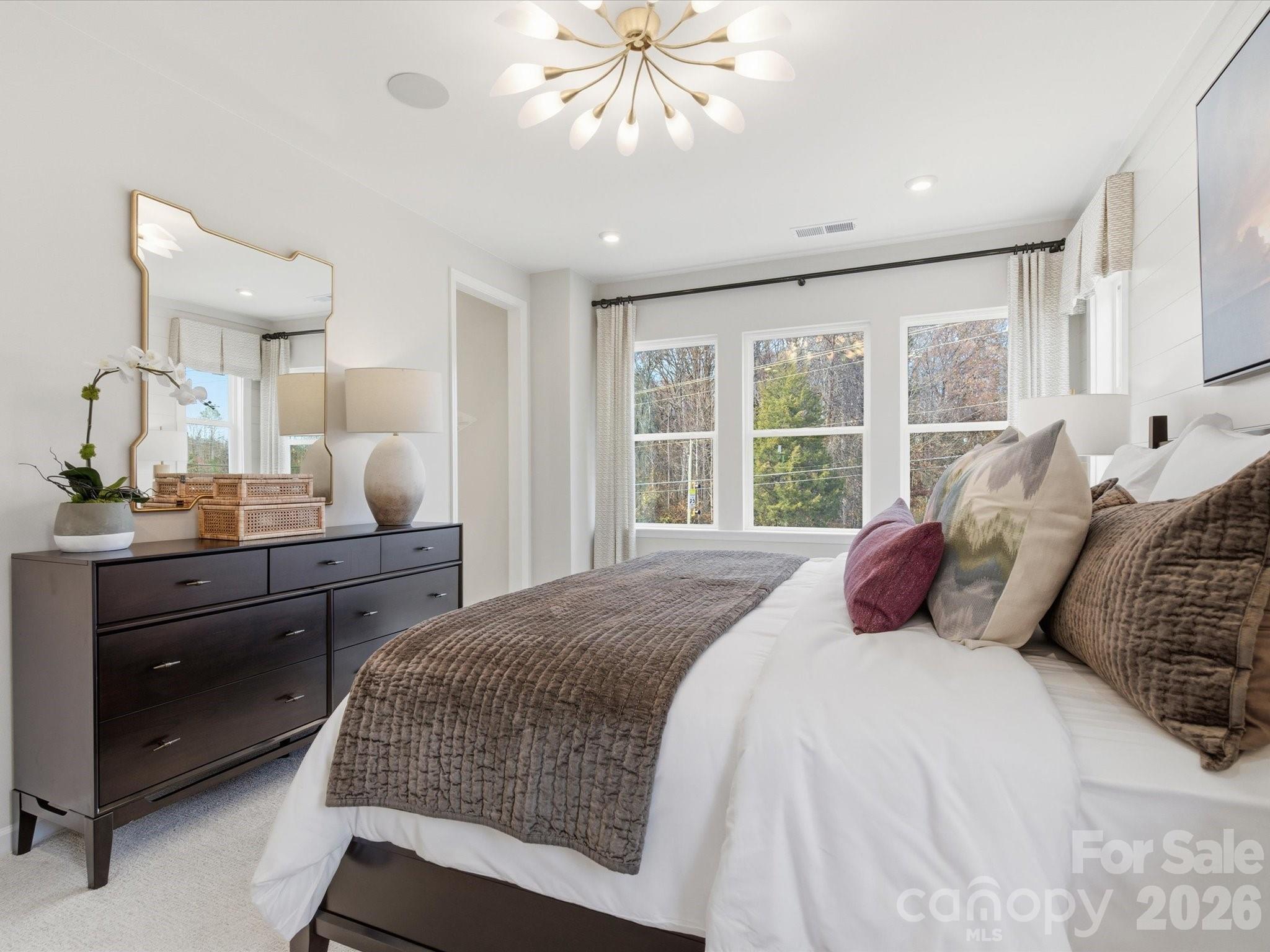 8300 Discovery Lane — Charlotte