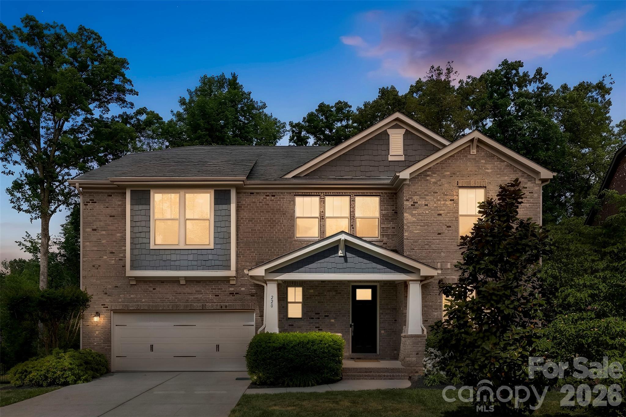 220 Kingsdown Avenue — Charlotte