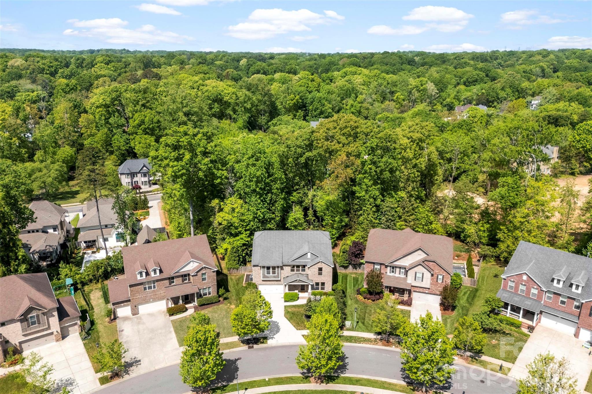 220 Kingsdown Avenue — Charlotte