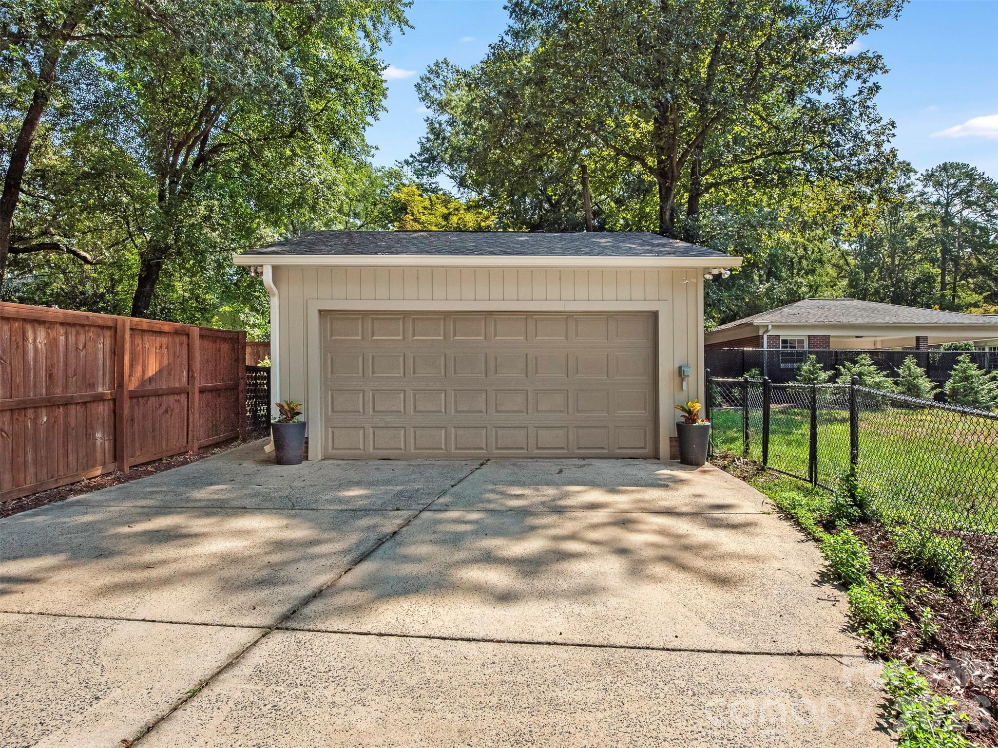 3717 Flowerfield Road — Charlotte