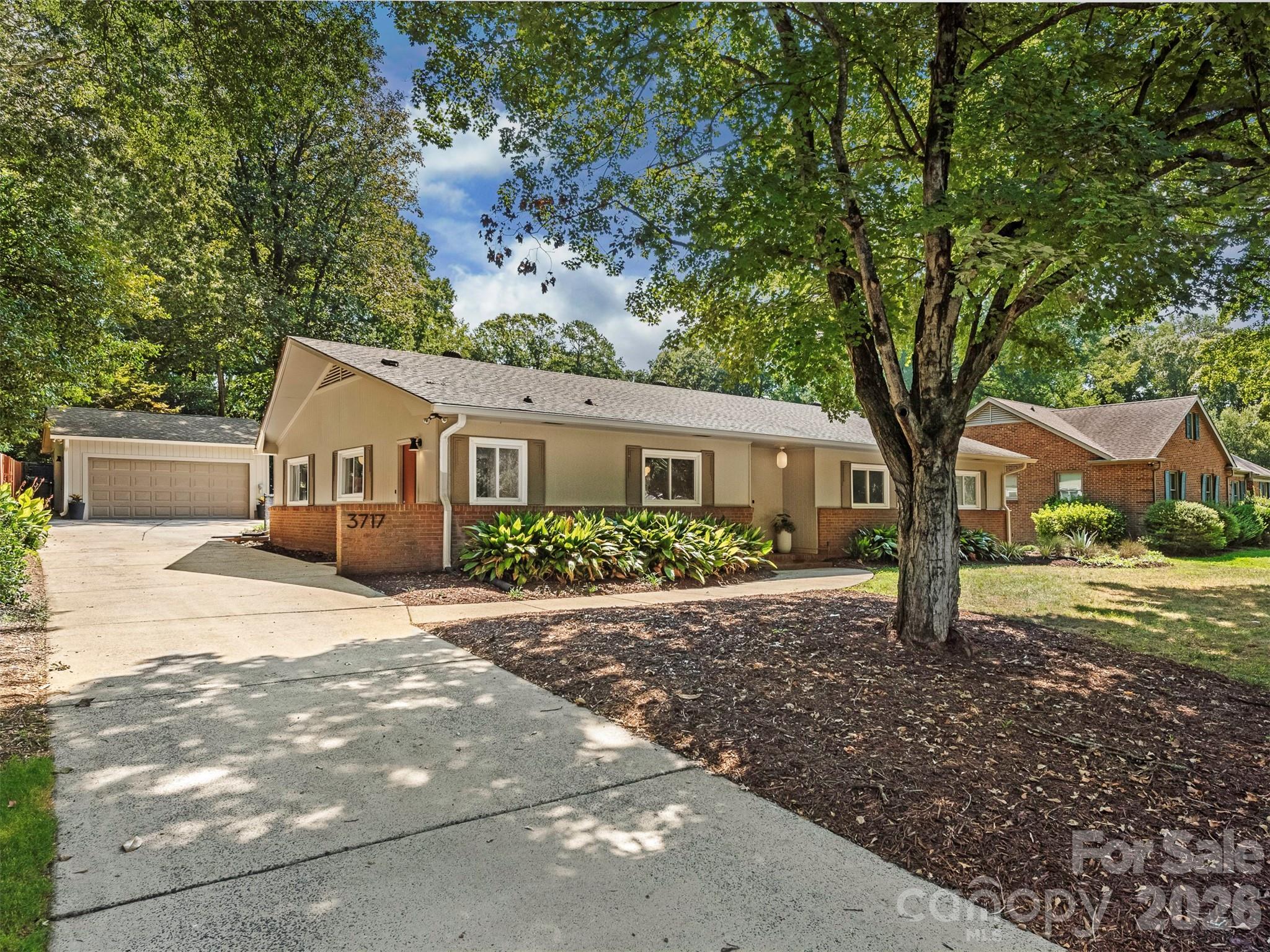 3717 Flowerfield Road — Charlotte