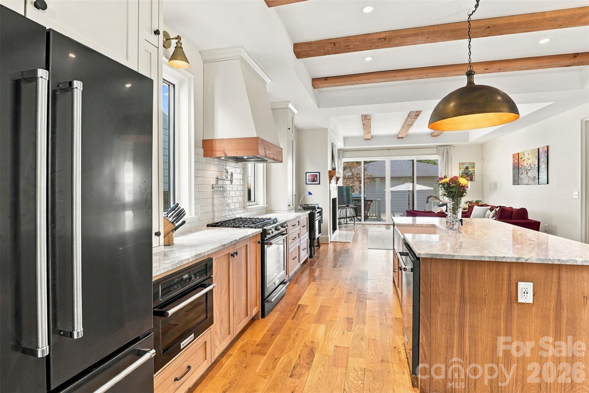 2649 Chesterfield Avenue — Charlotte