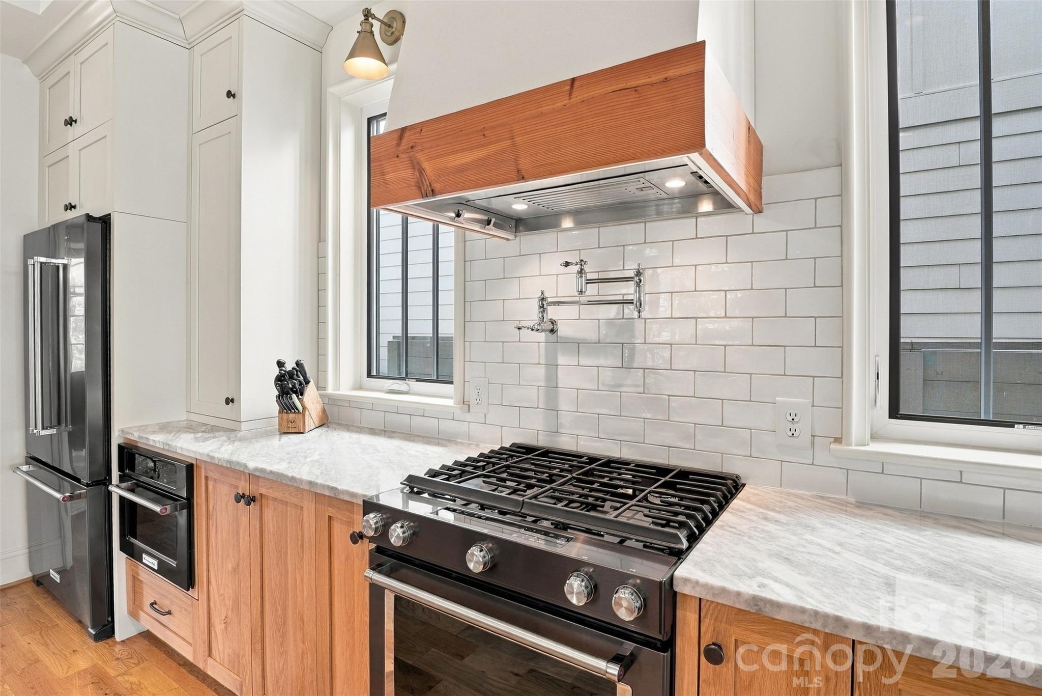 2649 Chesterfield Avenue — Charlotte