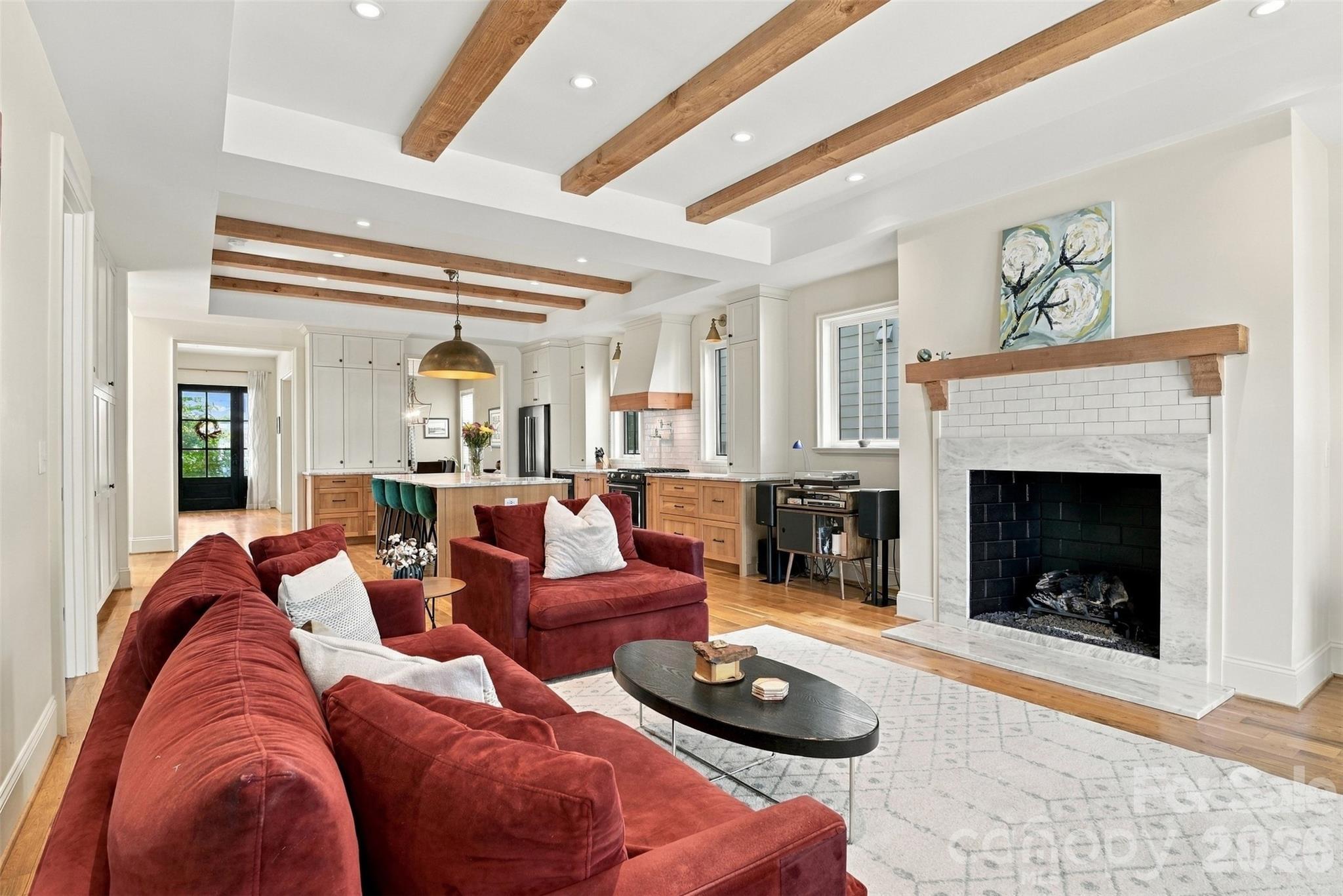 2649 Chesterfield Avenue — Charlotte