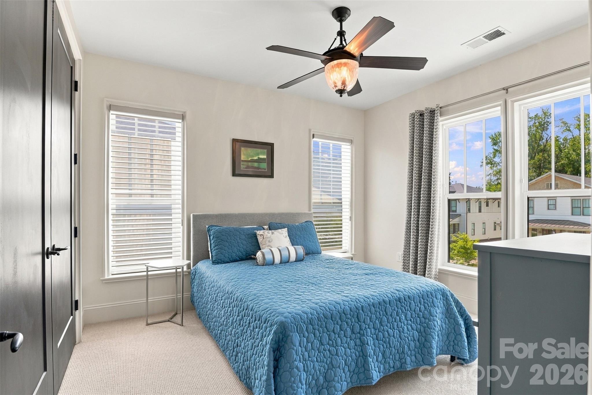 2649 Chesterfield Avenue — Charlotte