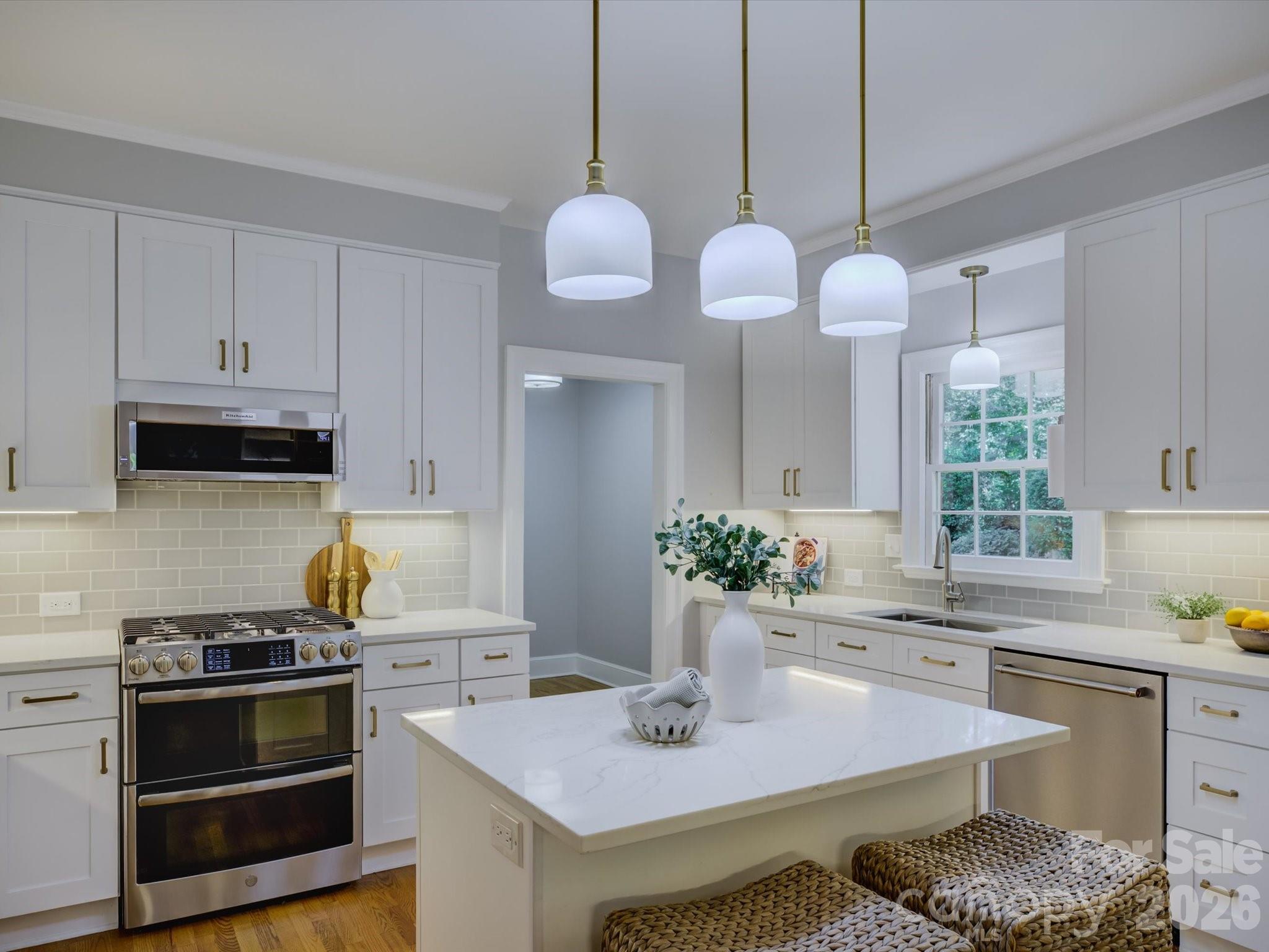 2503 Winding Oak Drive — Charlotte