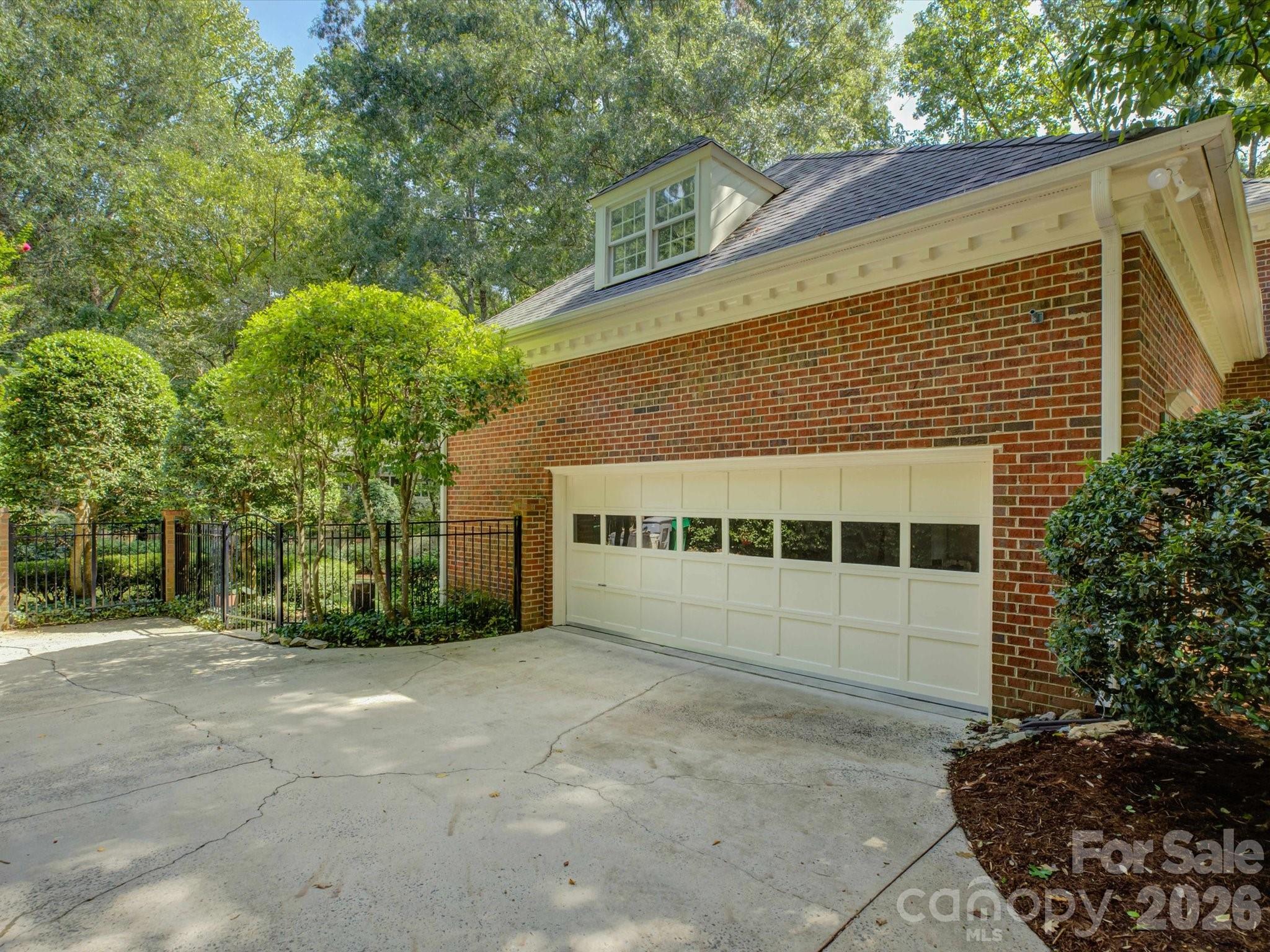 2503 Winding Oak Drive — Charlotte