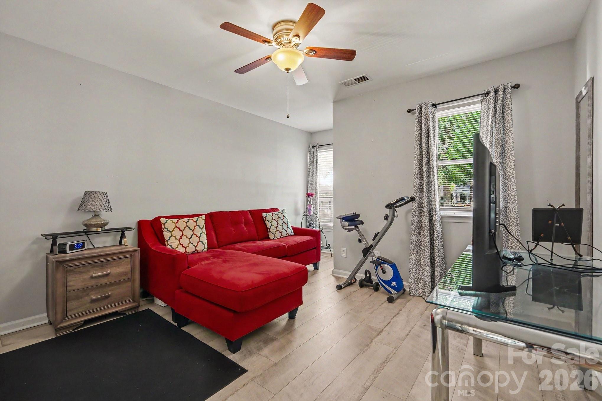 8609 Fox Chase Lane — Charlotte