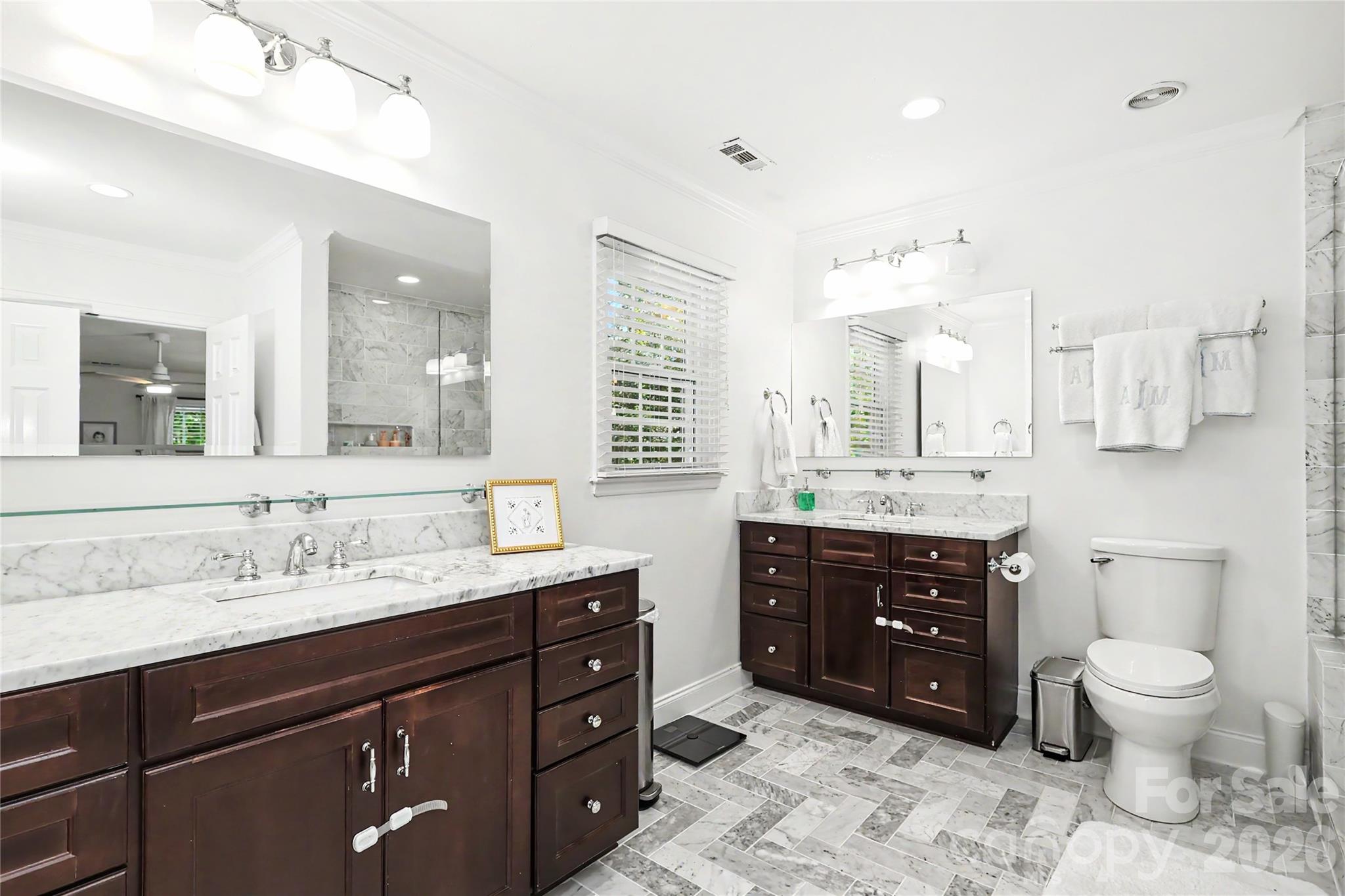 7815 Covey Chase Drive — Charlotte