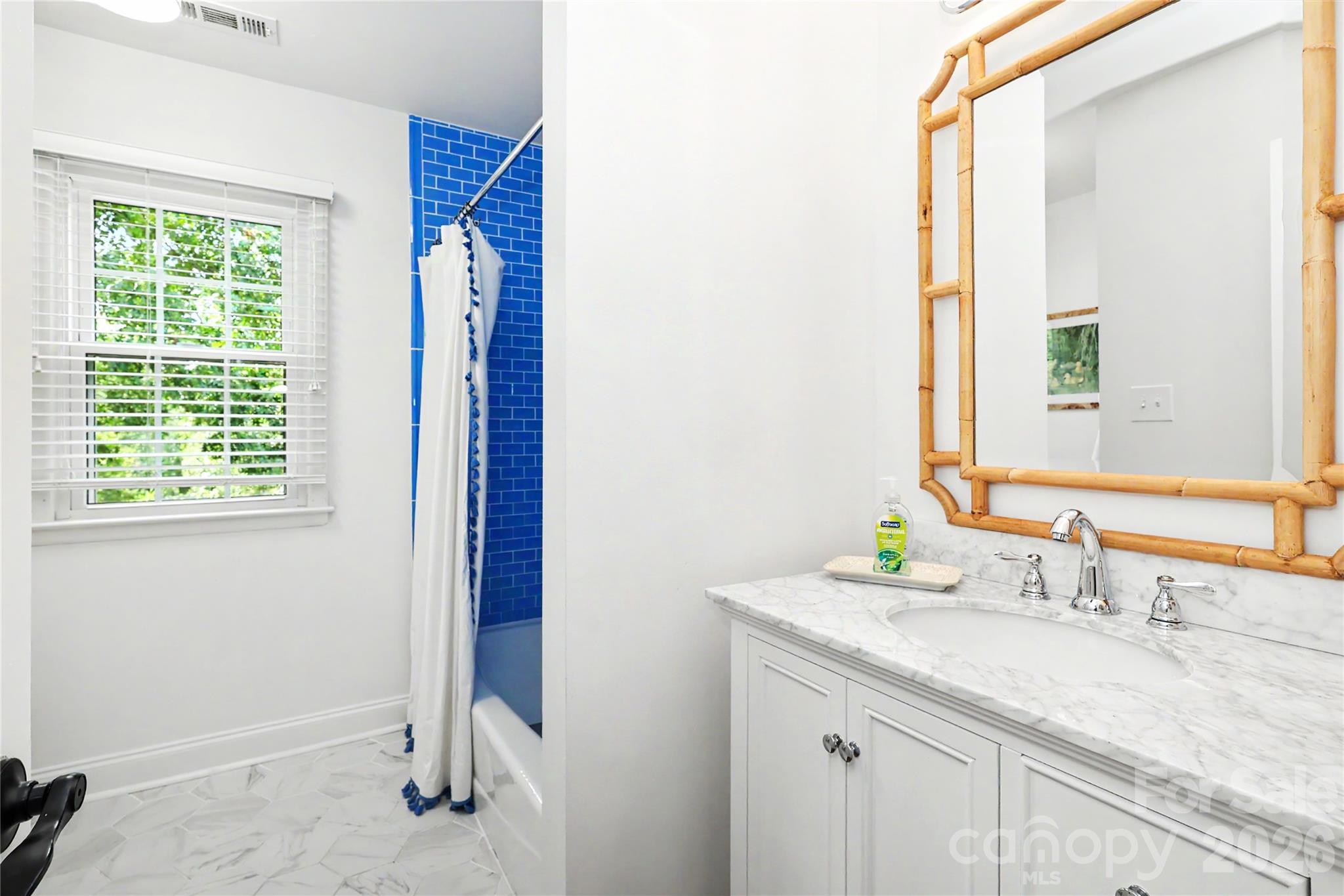 7815 Covey Chase Drive — Charlotte
