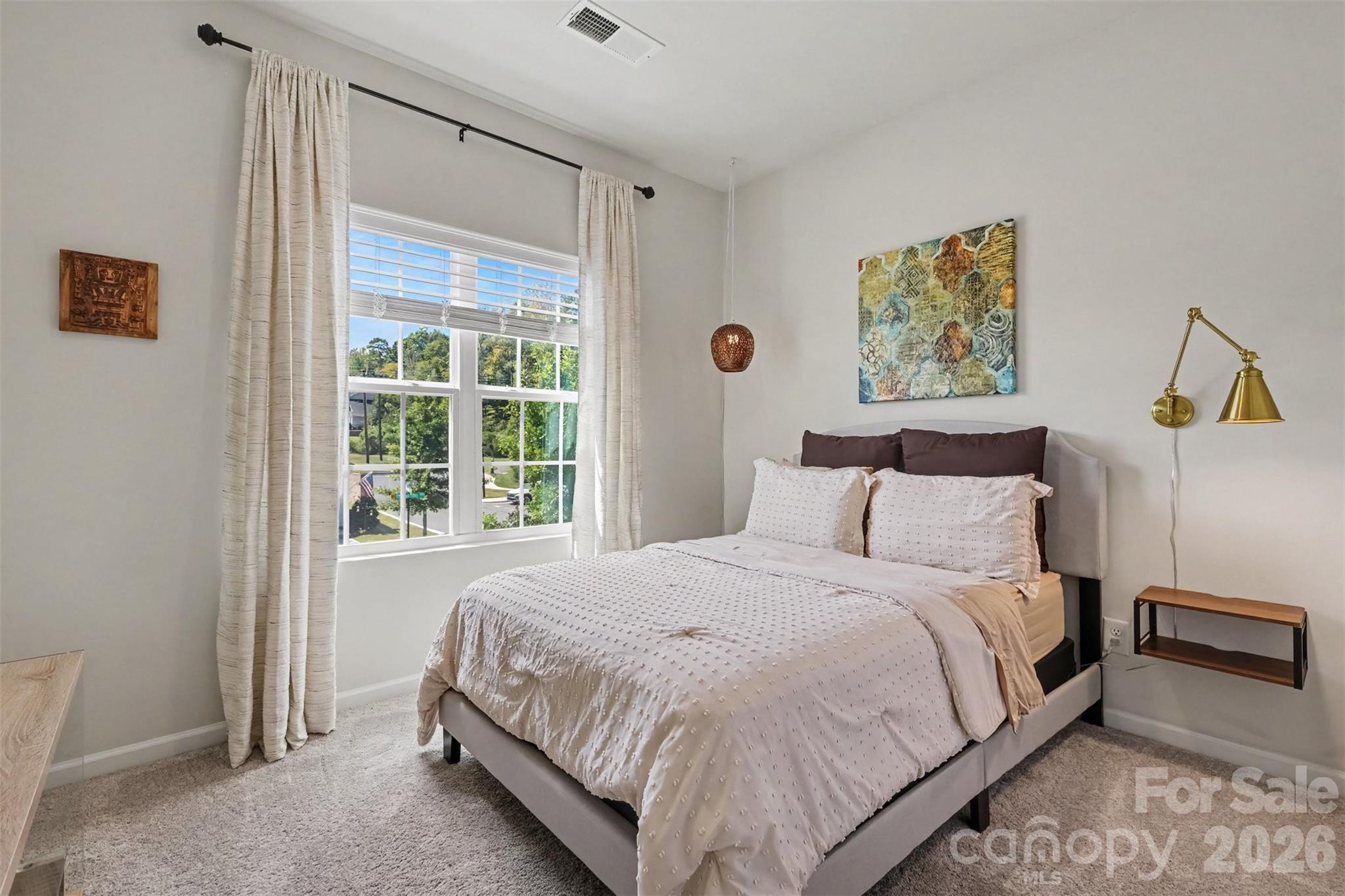 712 Henderson Valley Way — Belmont