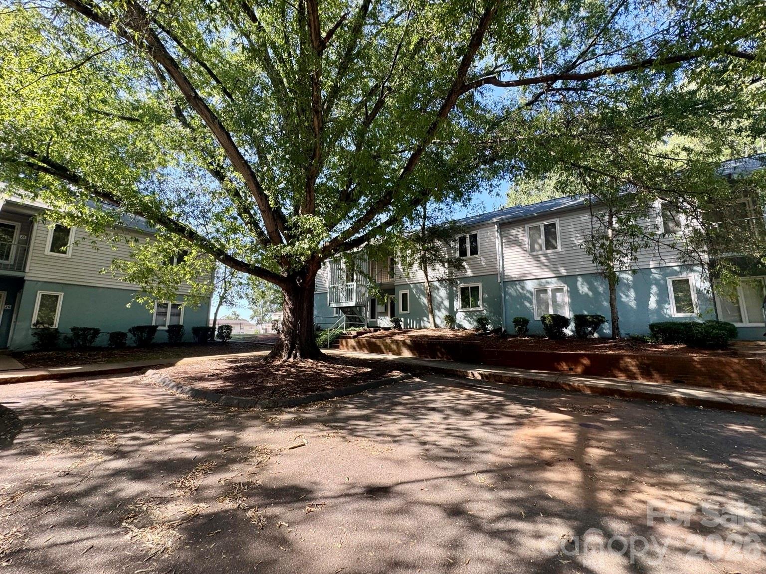 1905 Meadowlark Lane #32 — Charlotte
