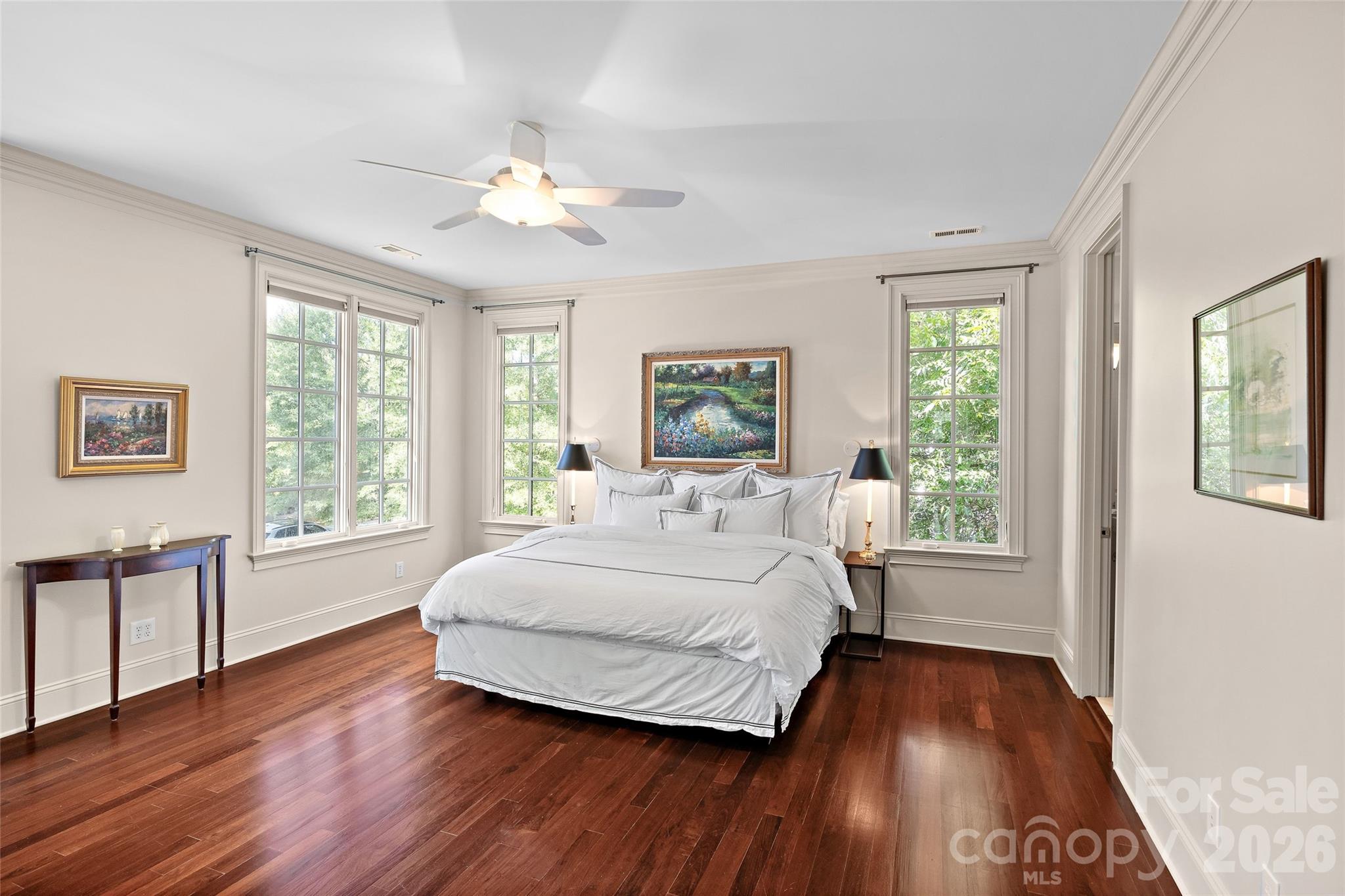 925 Harvard Place — Charlotte
