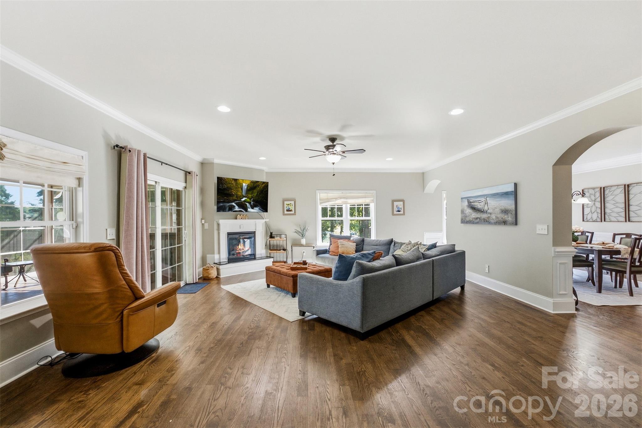 217 Commodore Court — Belmont