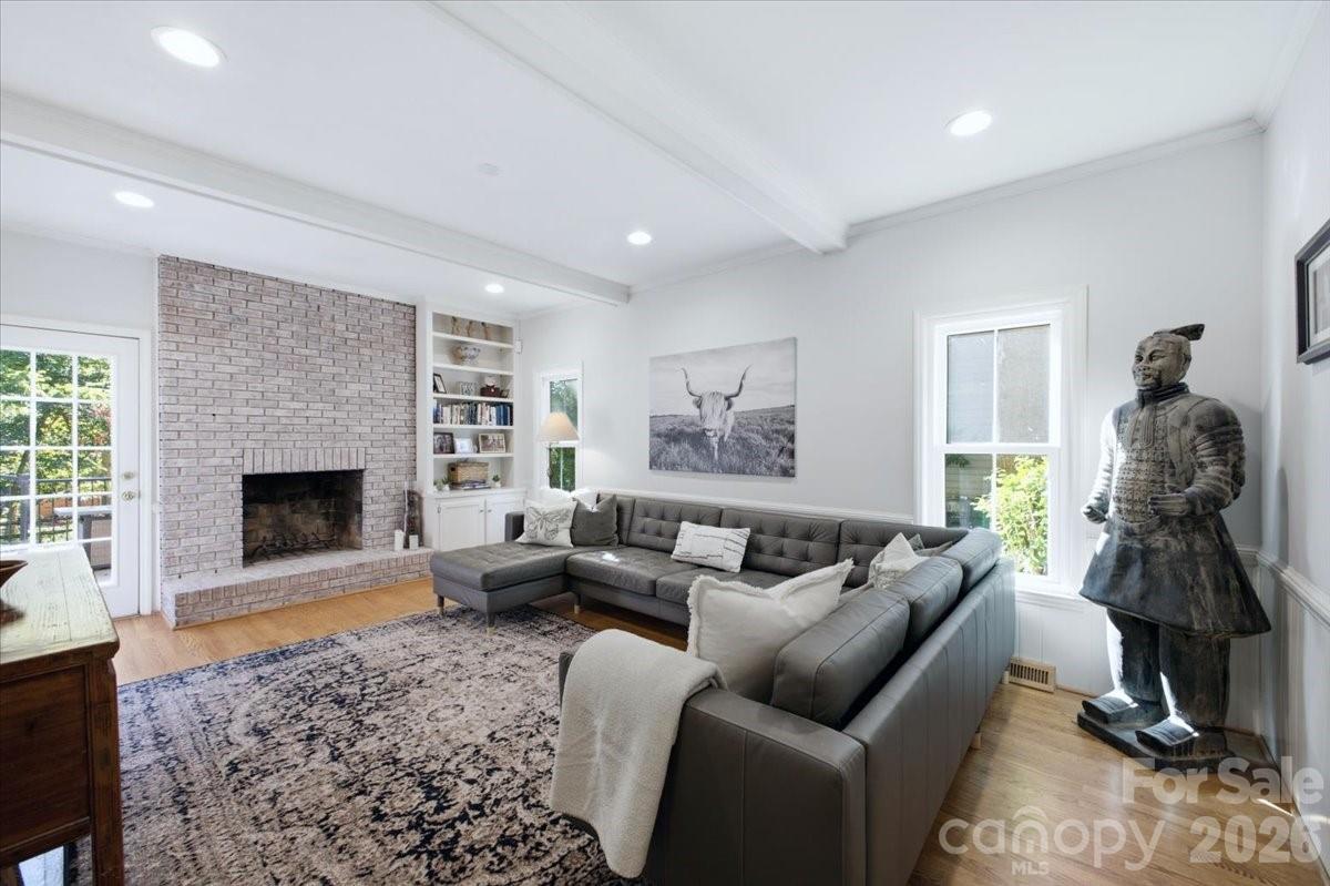 10141 Hanover Glen Road — Charlotte