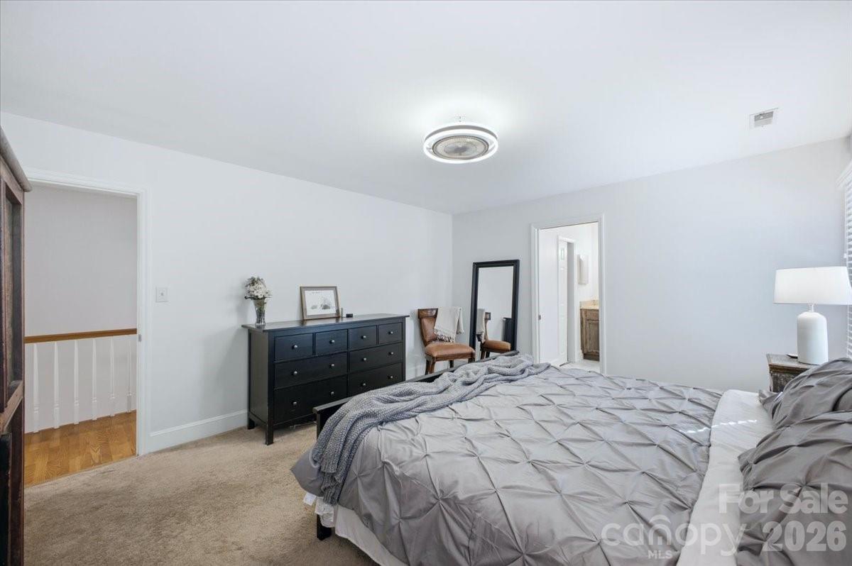 10141 Hanover Glen Road — Charlotte