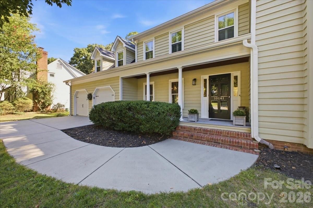 10141 Hanover Glen Road — Charlotte
