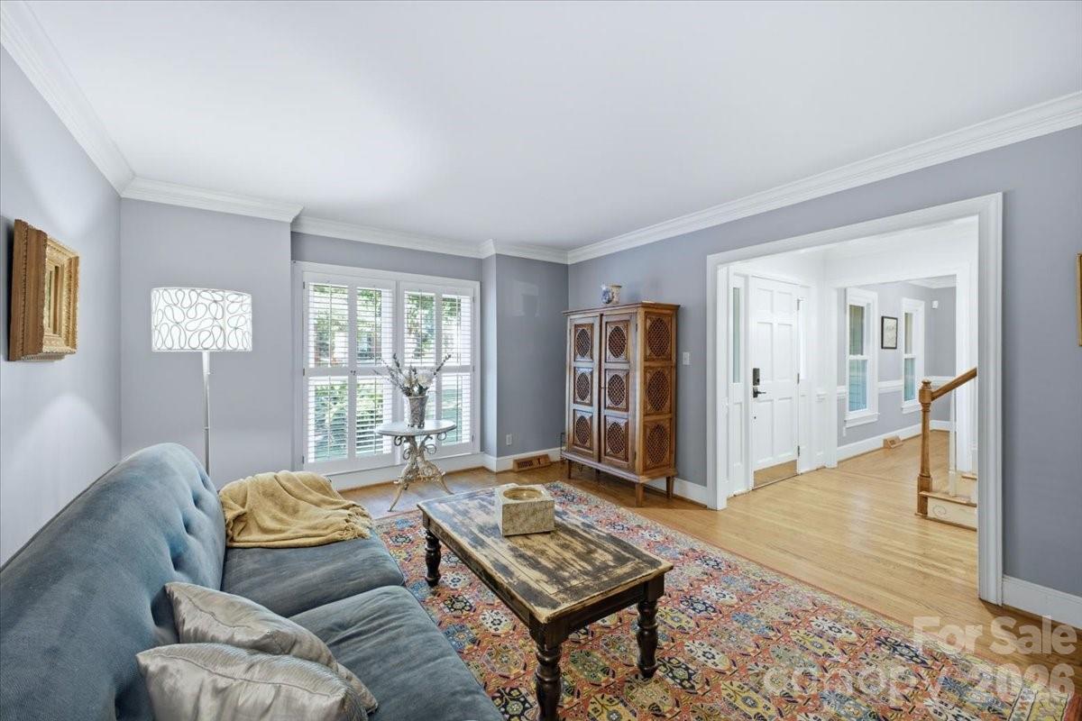 10141 Hanover Glen Road — Charlotte