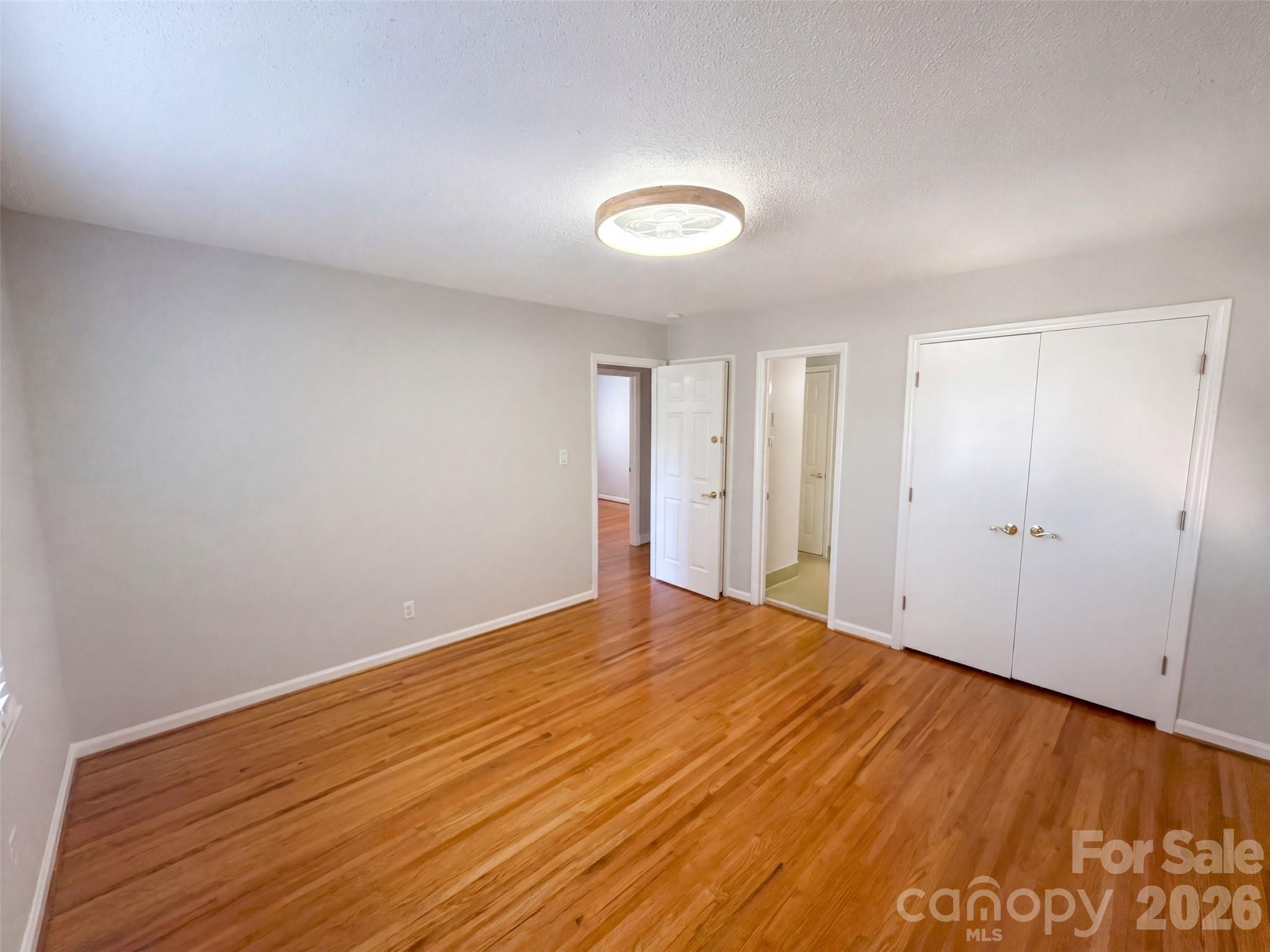 1030 Mclaughlin Drive — Charlotte