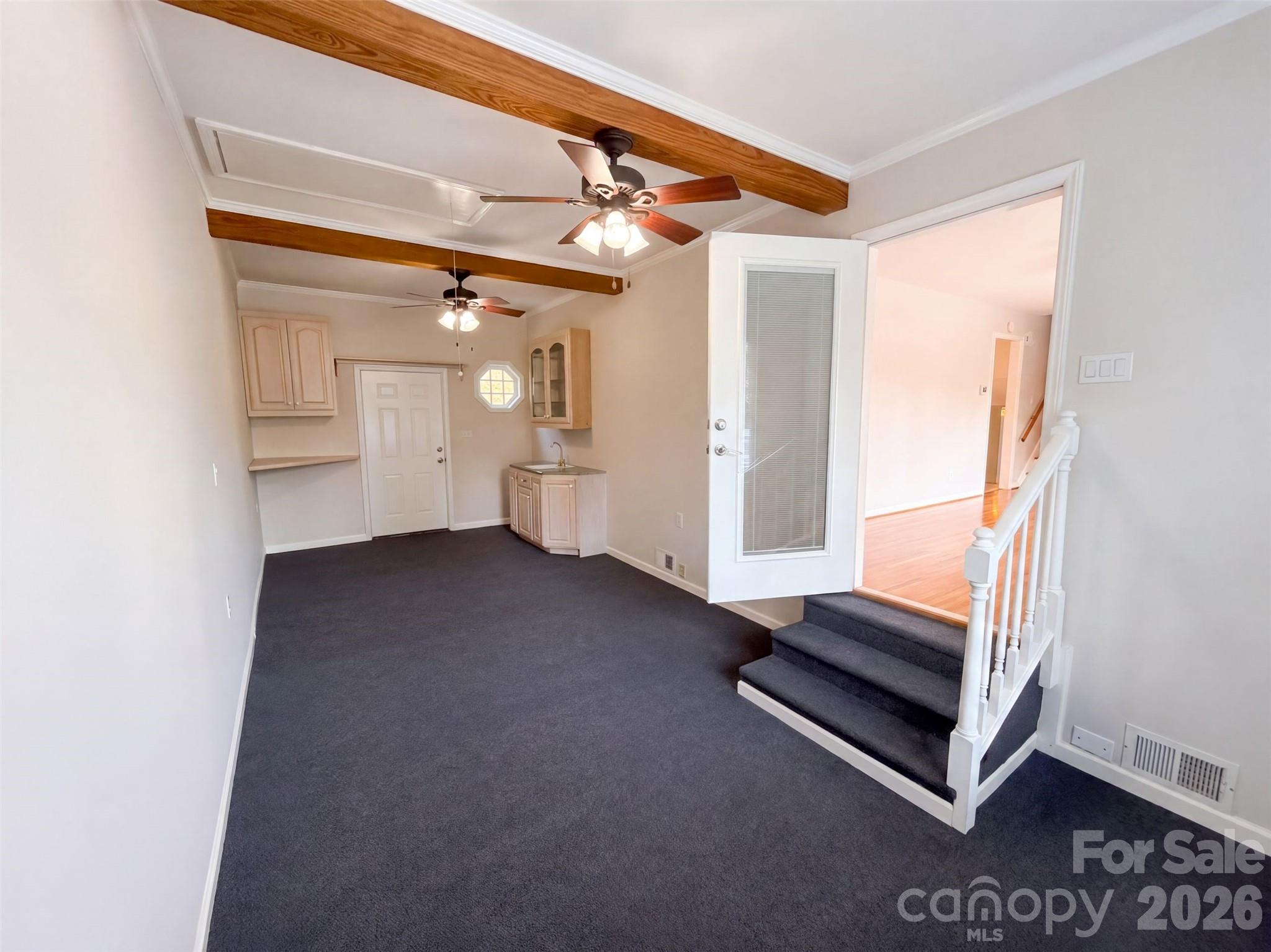 1030 Mclaughlin Drive — Charlotte