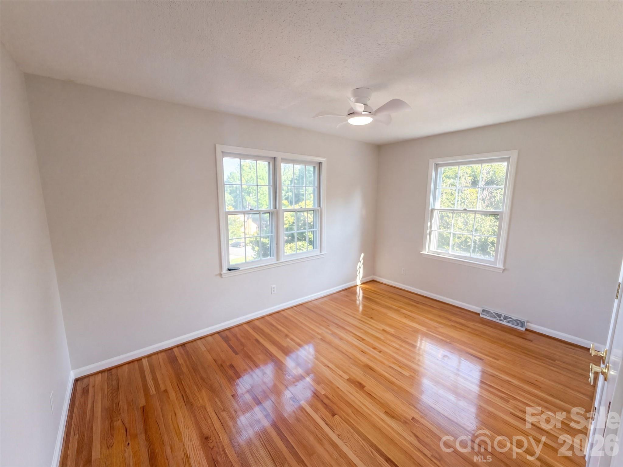 1030 Mclaughlin Drive — Charlotte