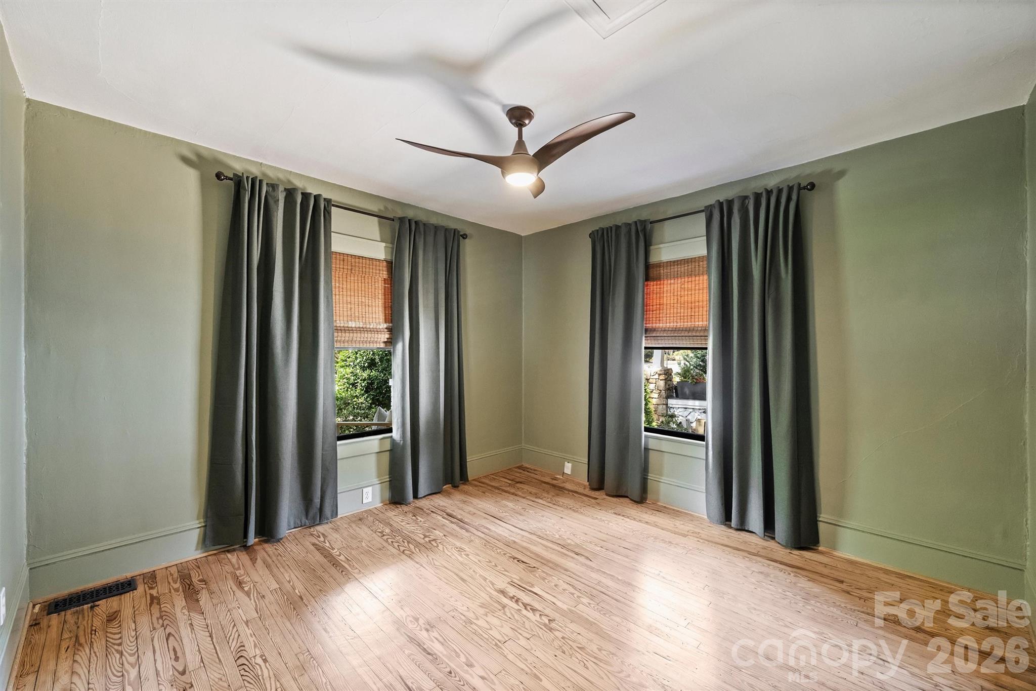 1720 Thomas Avenue — Charlotte